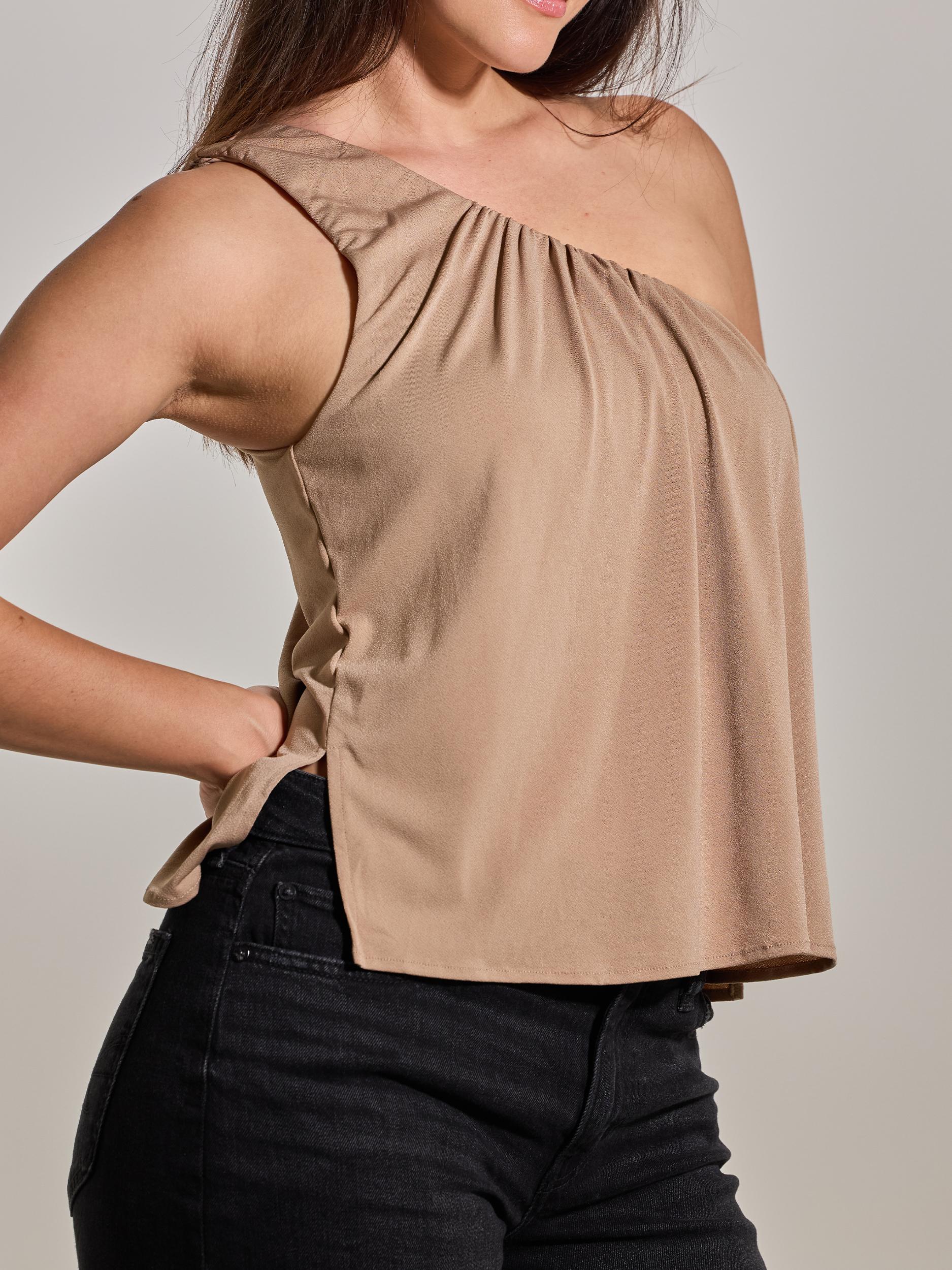 Flowy One Shoulder Product Image