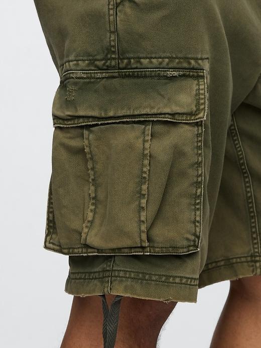 Twill Cargo Baggy Shorts Product Image