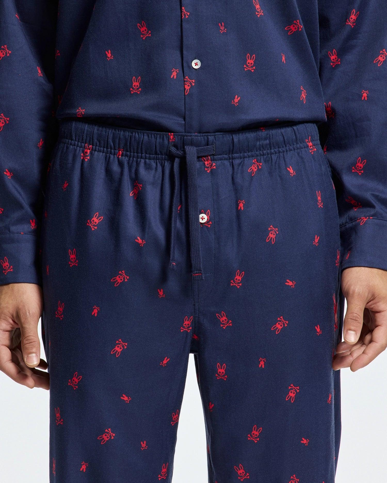 MENS ALL OVER PRINT FLANNEL PAJAMA SET - B6X343E200 Product Image