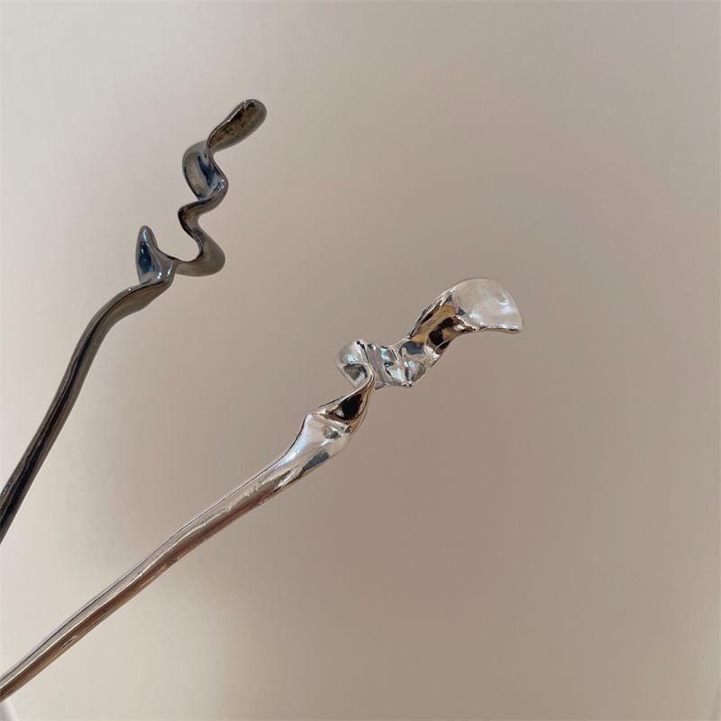 Metal Twisted Hair Stick Product Image