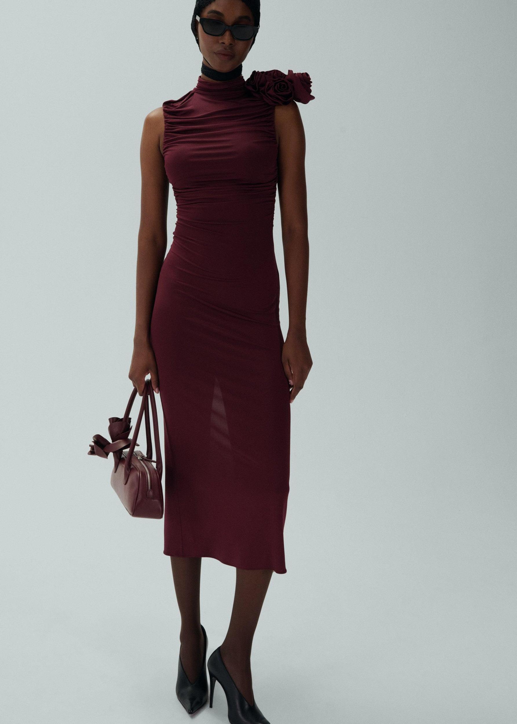 Ruched mock neck midi dress in bordeaux Product Image