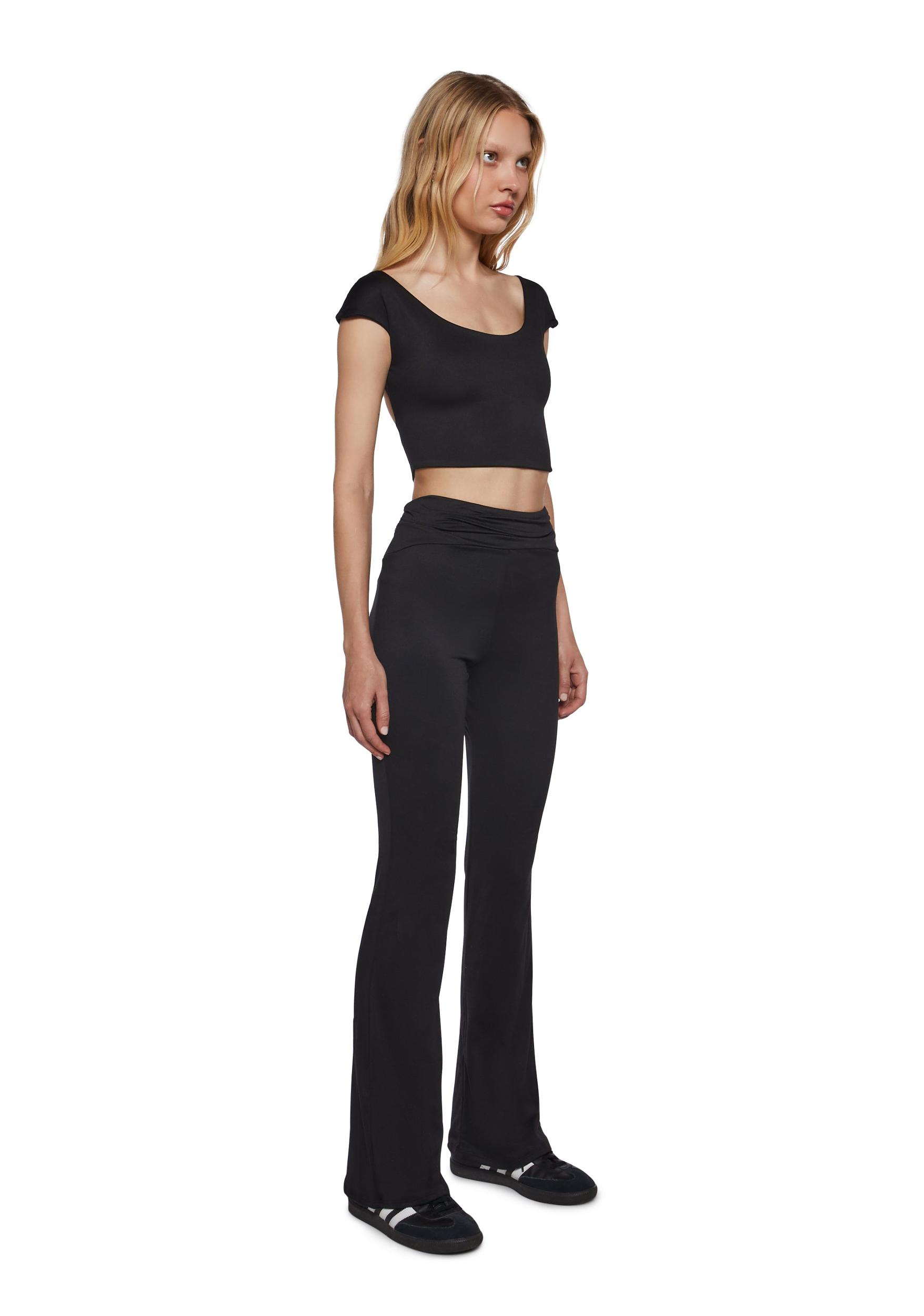 Womens Lounge Workout Crop Top And Pants Set - Black Product Image