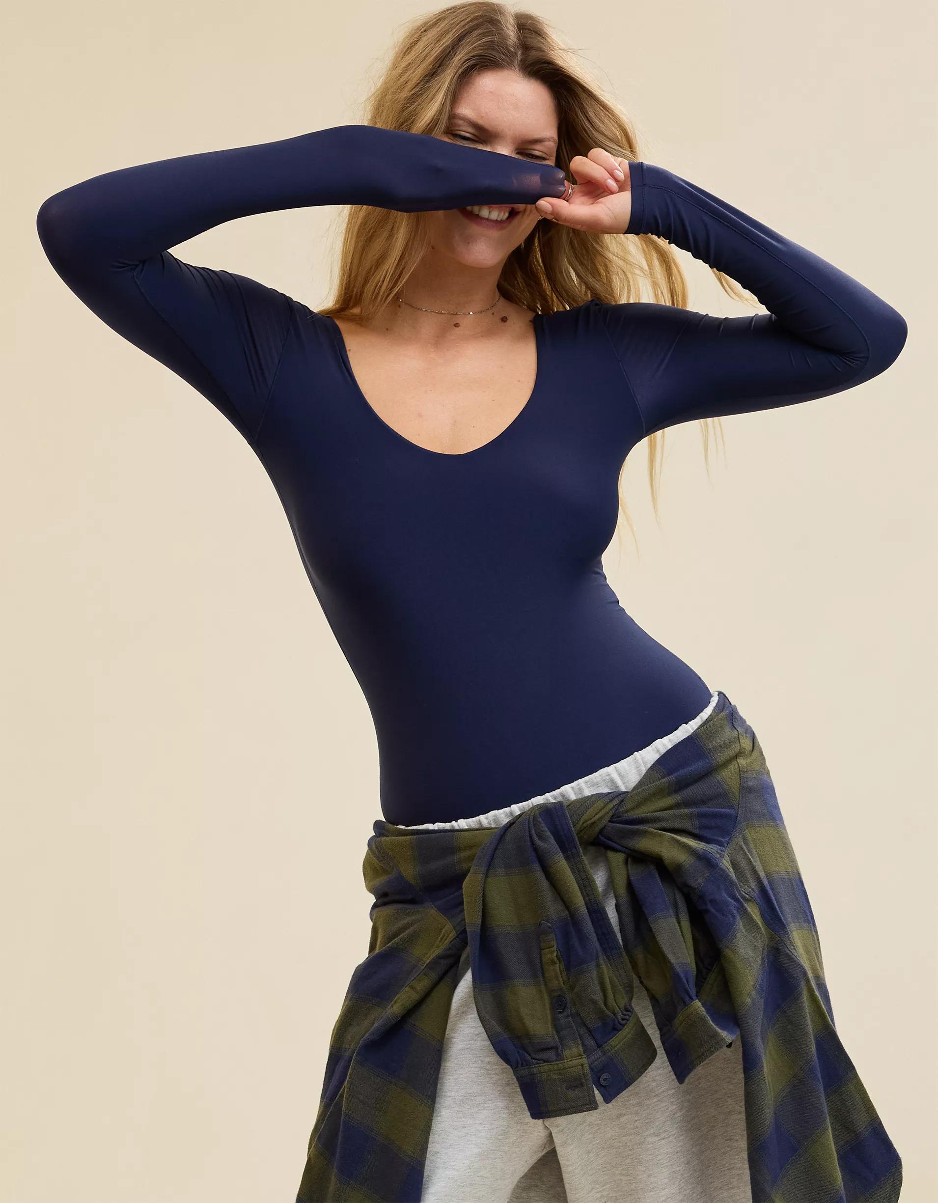 SMOOTHEZ Long Sleeve Plunge Bodysuit Product Image