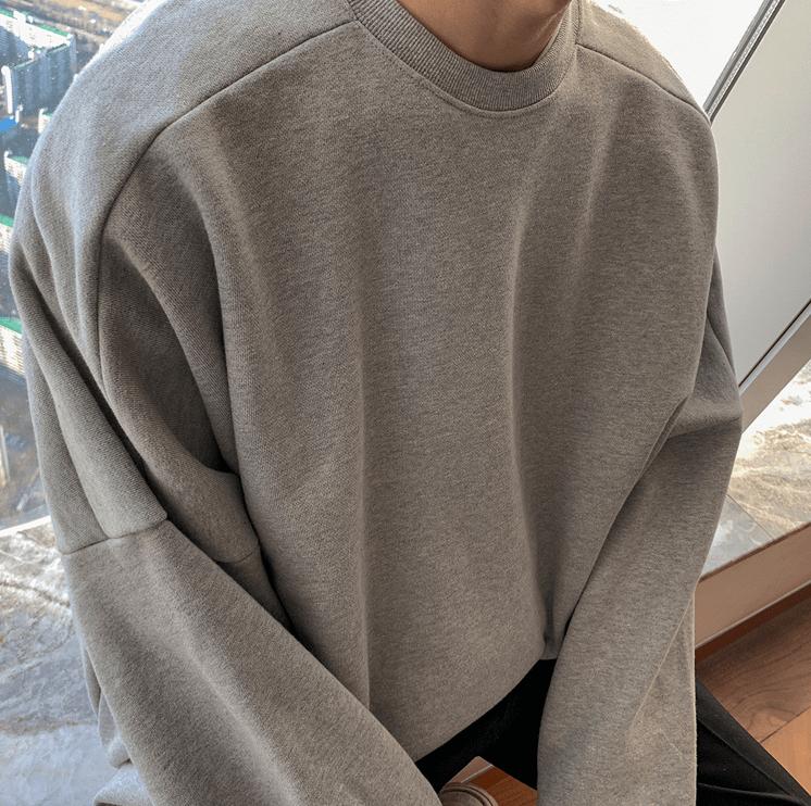 RT No. 327 OVERSIZE SWEATER Product Image