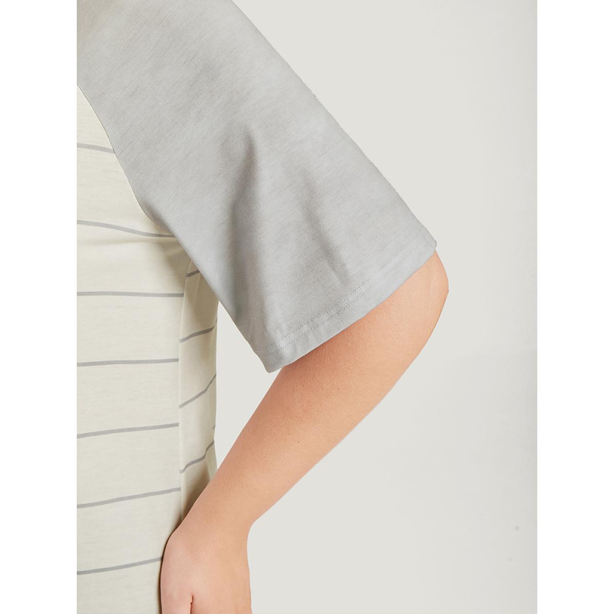 Plus Size Striped Patched Pocket Raglan Sleeve T-shirt Gray Women Casual Striped Round Neck Dailywear T-shirts BloomChic 26/4X Product Image