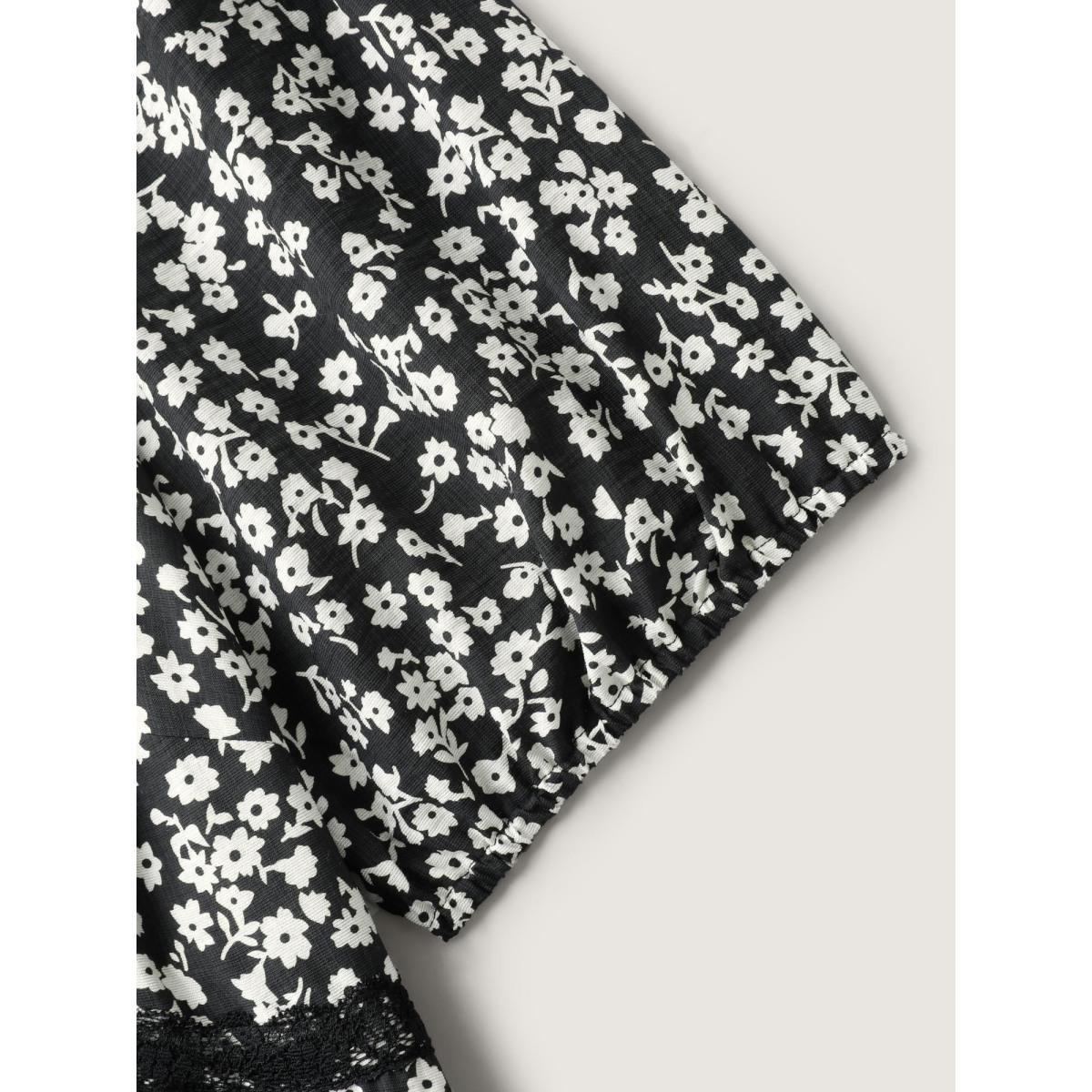Plus Size Ditsy Floral Print Lace Detail Midi Dress Black Women V-neck Short sleeve Curvy BloomChic 28/5X Product Image