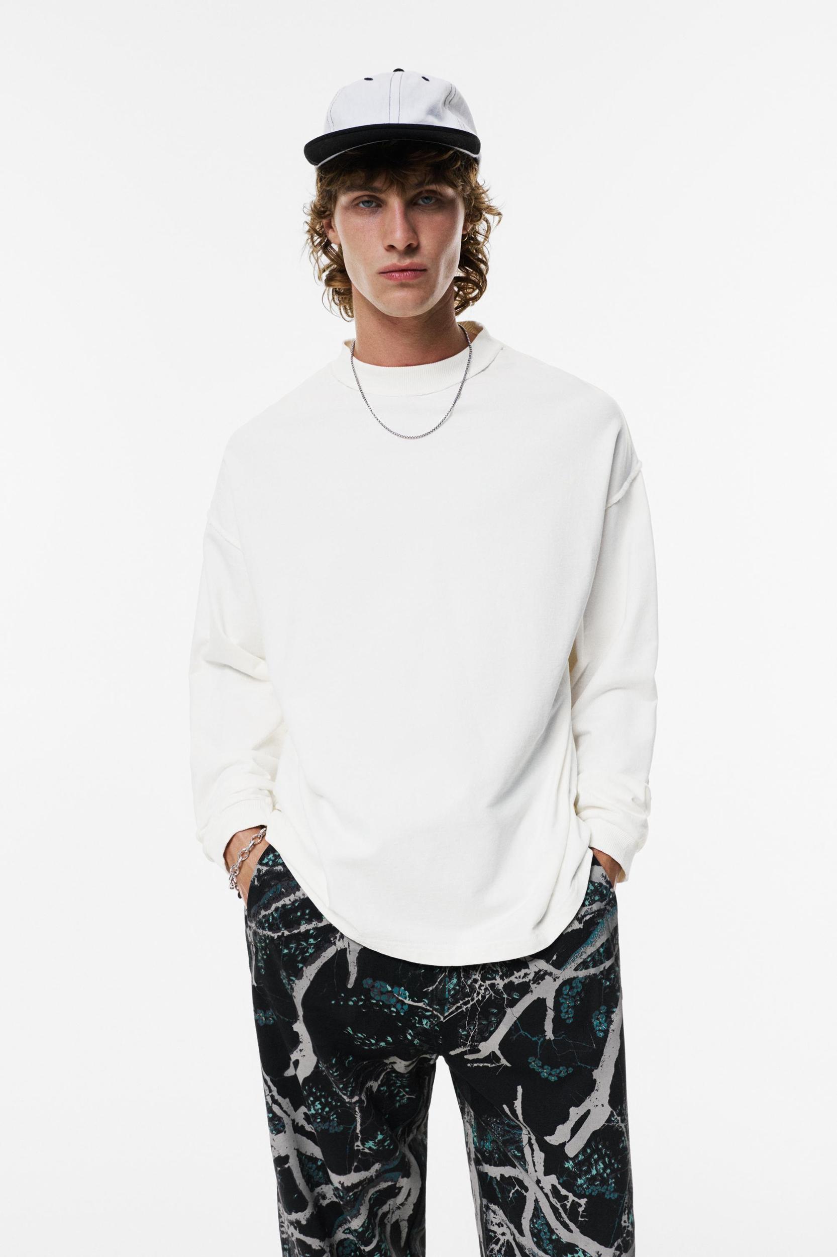 Seam detail long sleeve T-shirt Product Image