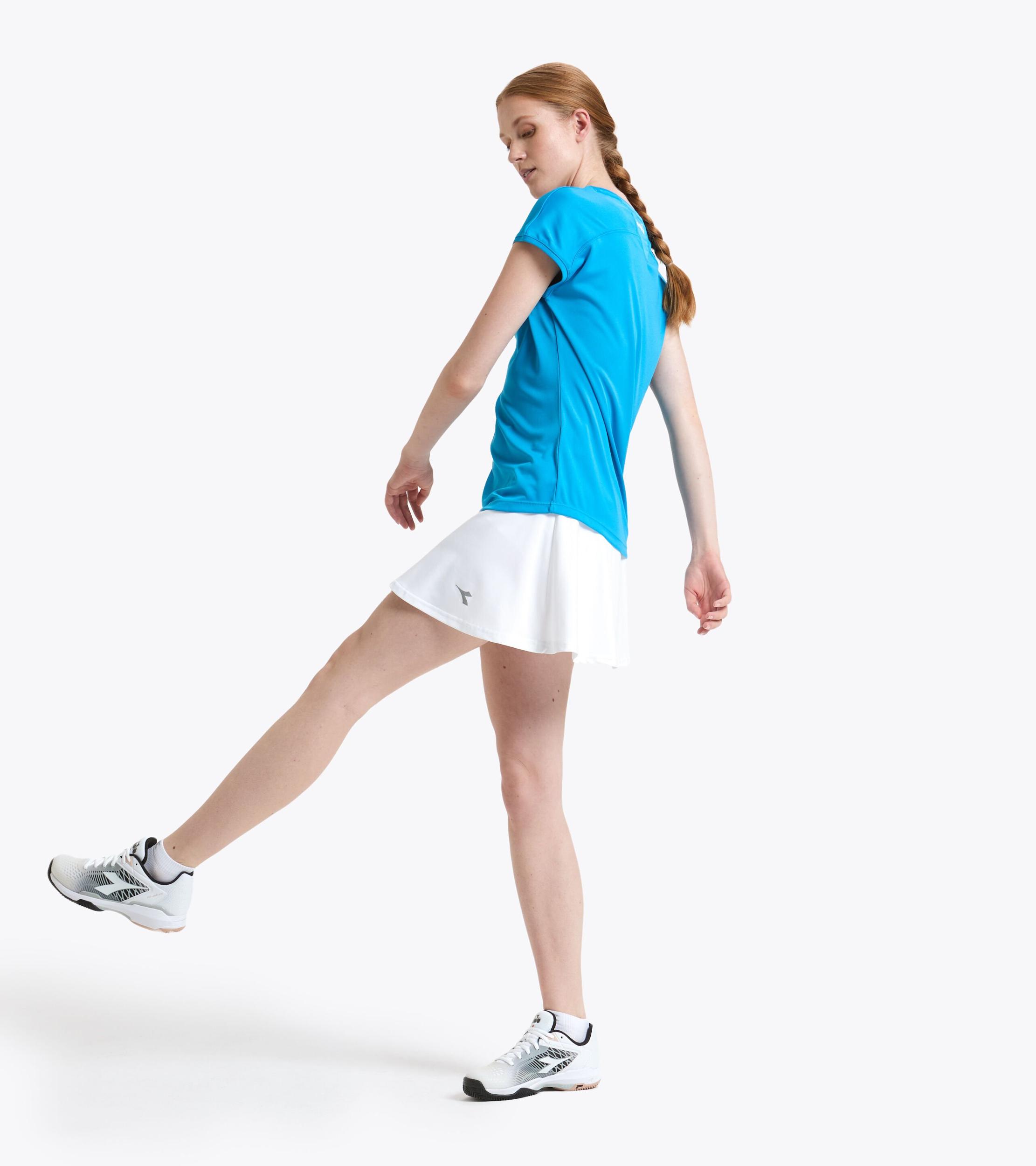 L. T-SHIRT TEAM Product Image