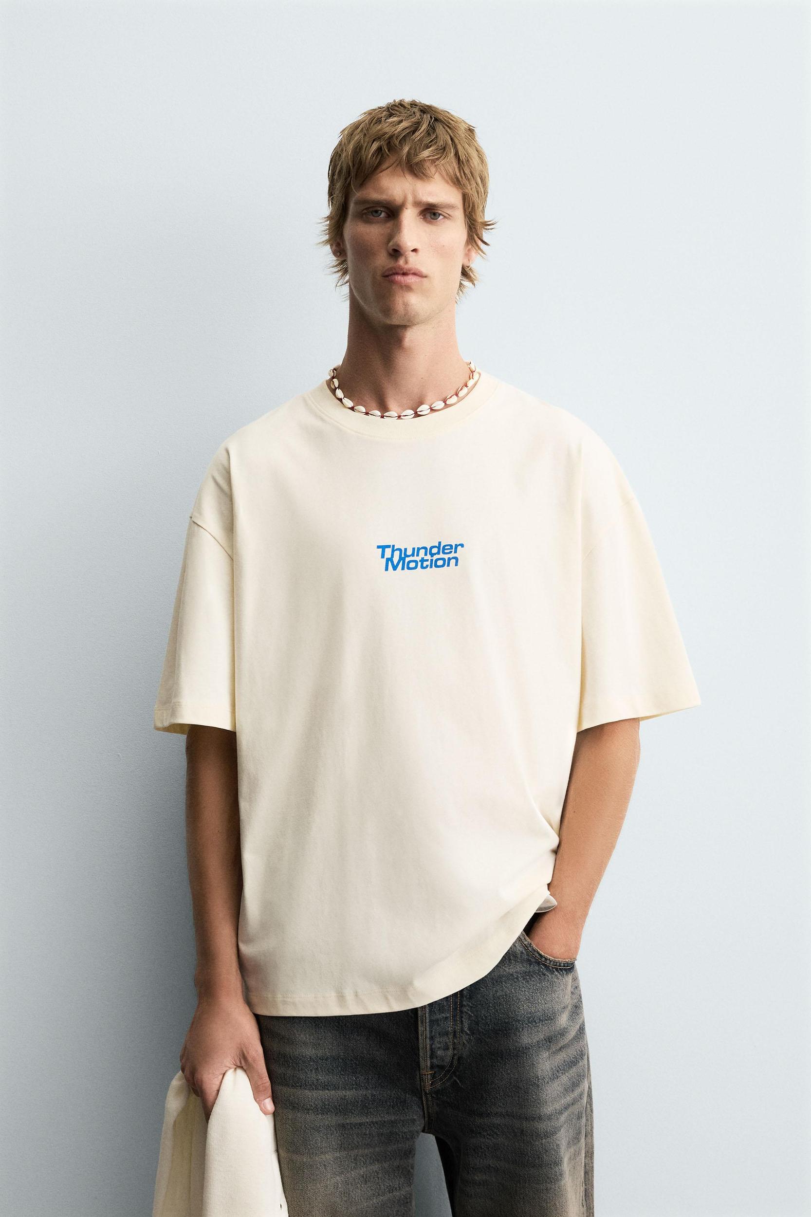 CONTRAST PRINT T-SHIRT Product Image