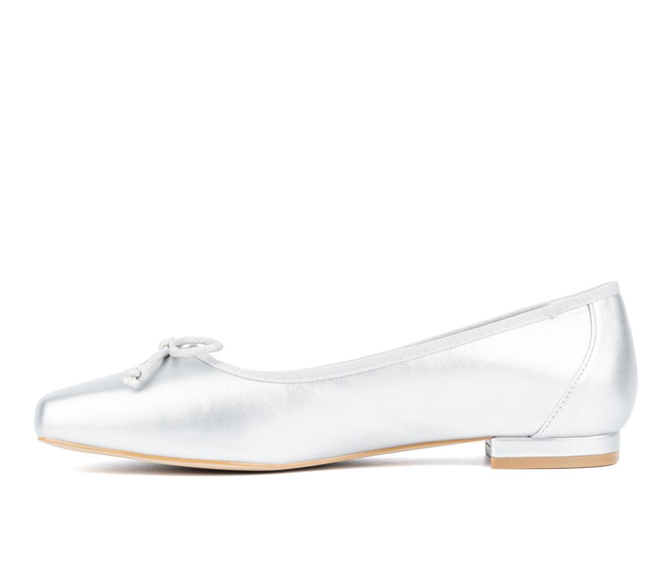 Women's Fashion to Figure Fawn Ballet Wide Width Flats Product Image