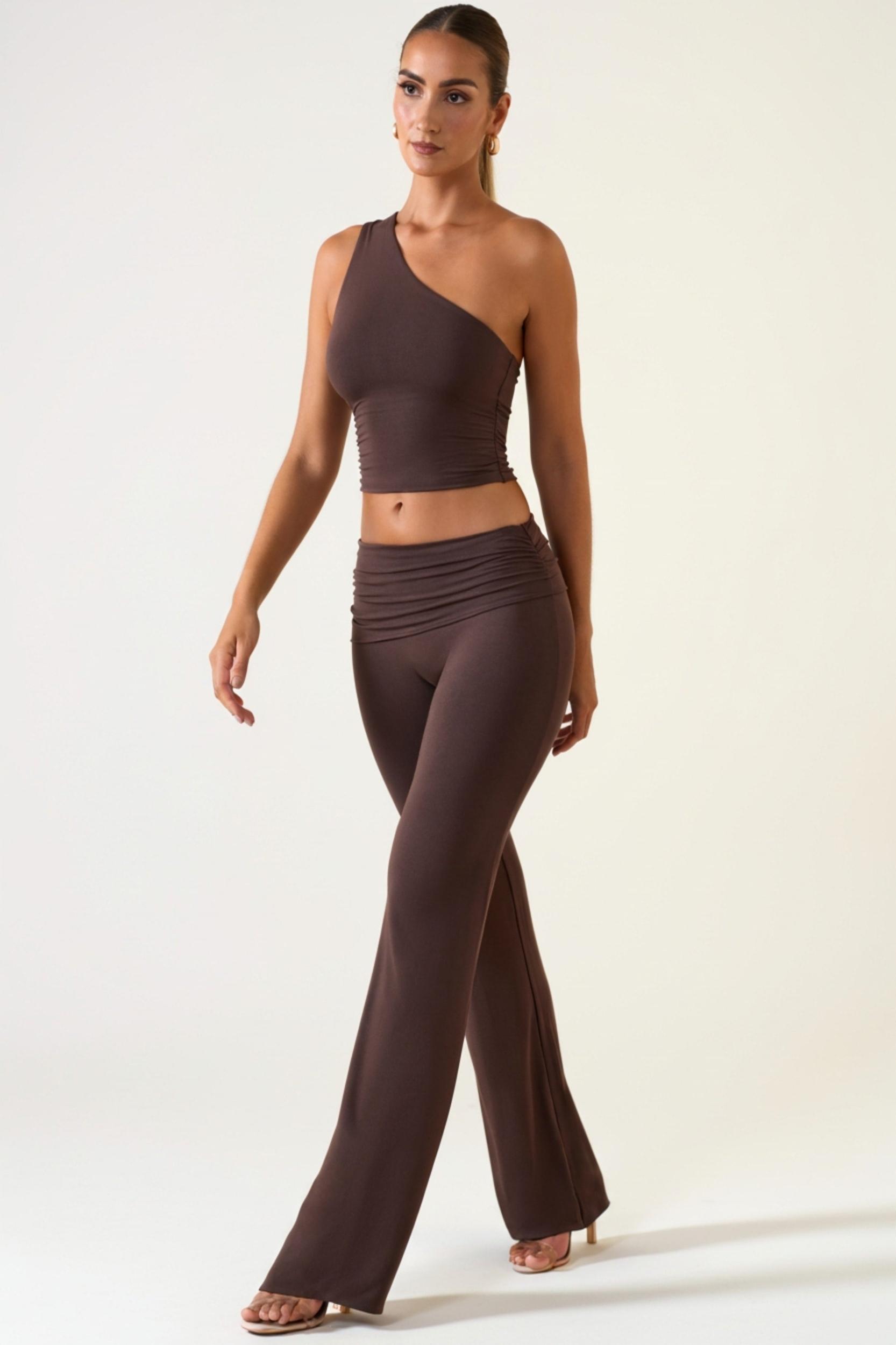 Mid-Rise Straight-Leg Trousers in Chocolate Brown Product Image