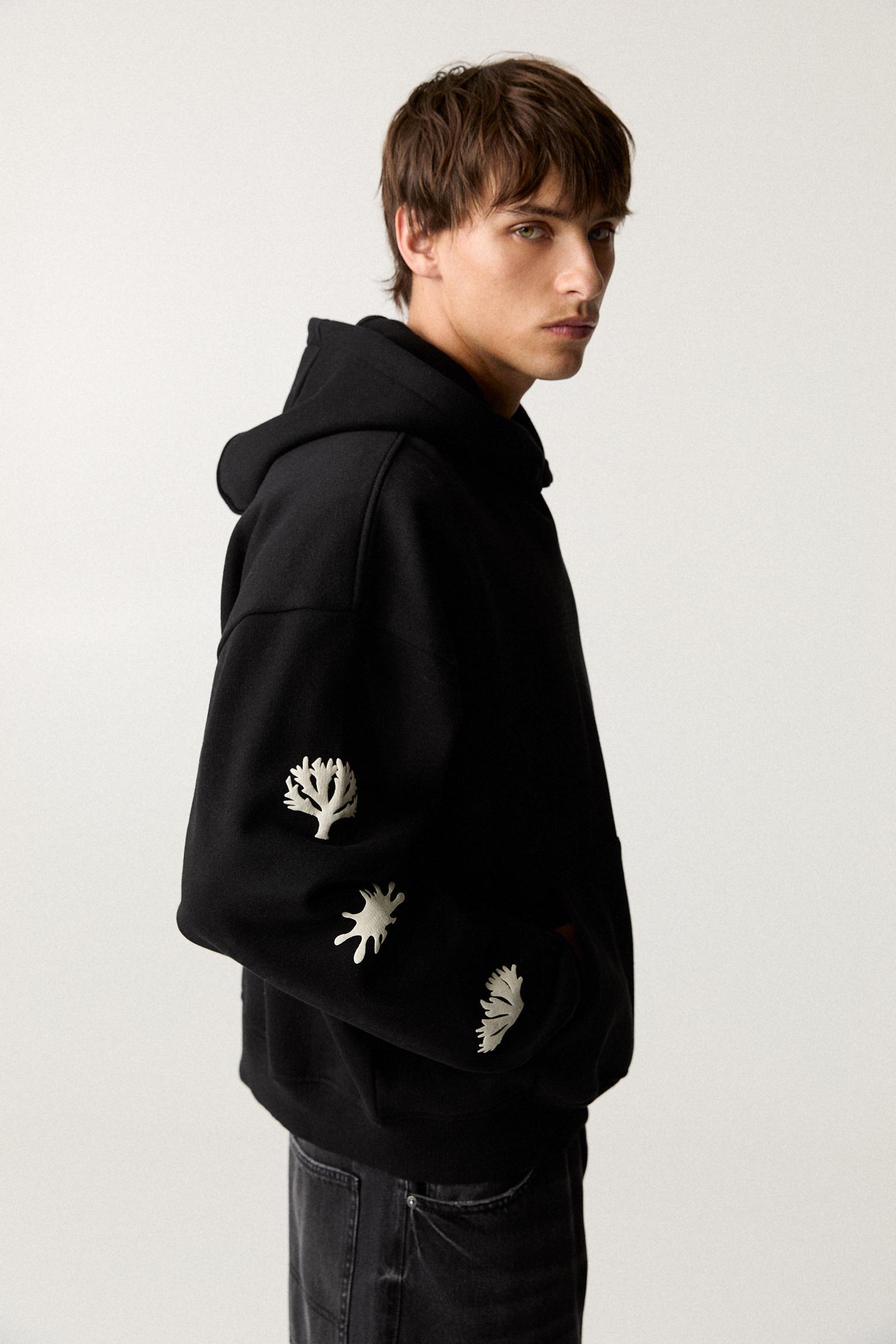 Boxy hooded sweatshirt Product Image