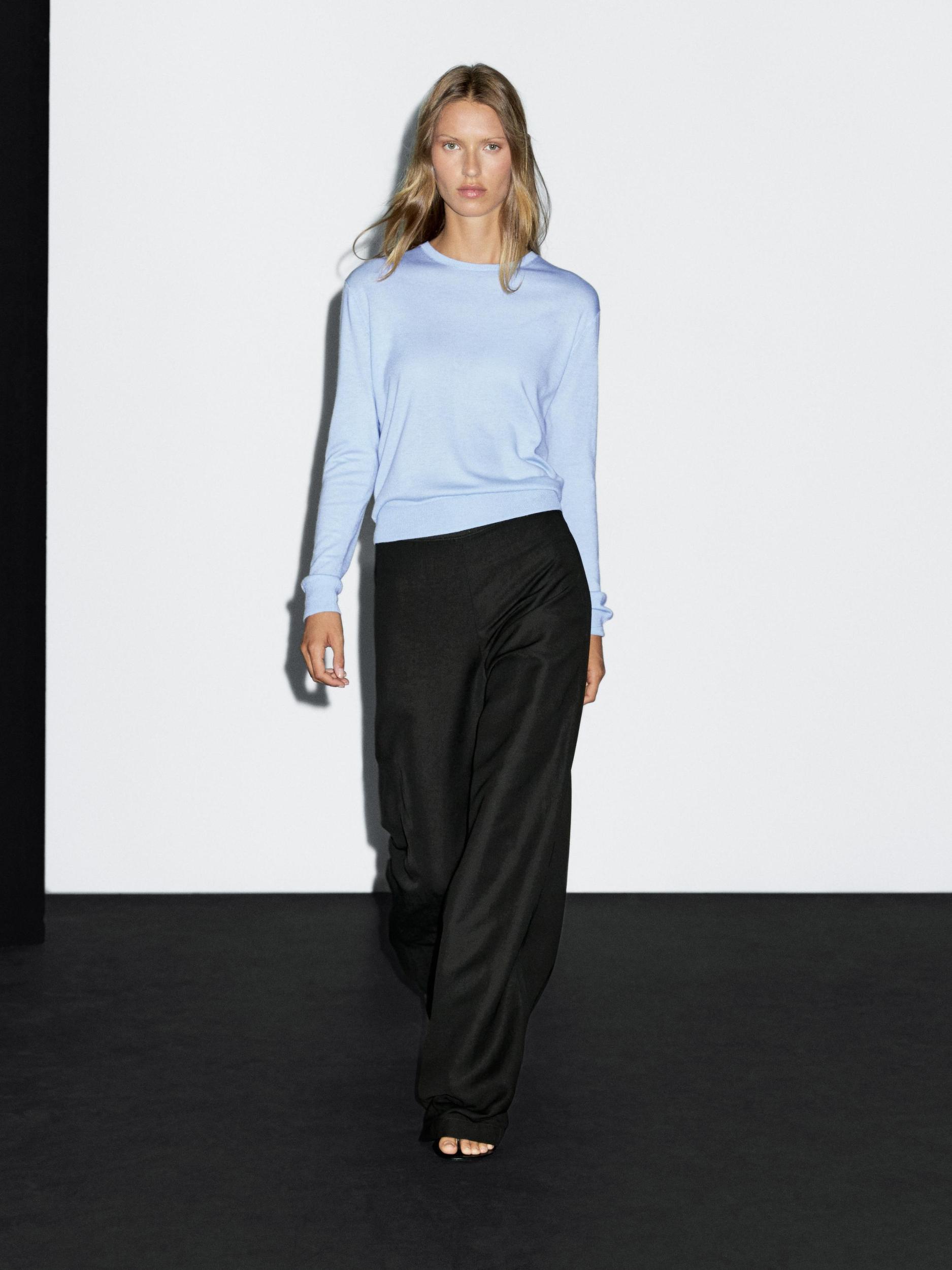 Wool blend knit sweater with crew neck Product Image