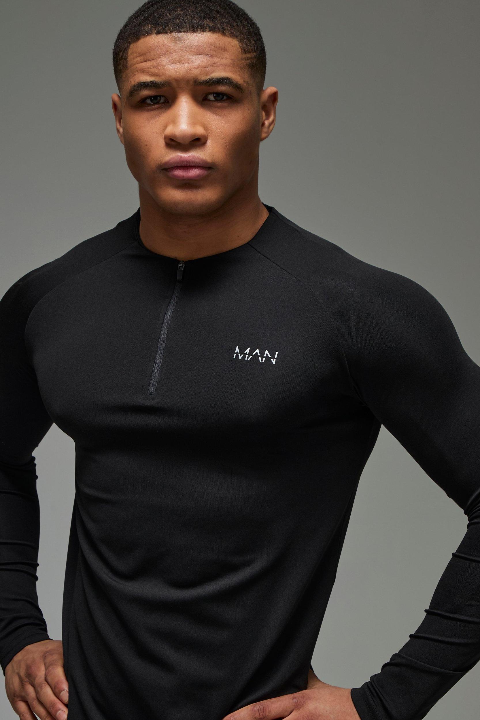 Man Active Muscle Fit Crew Neck 1/4 Zip Tracksuit | boohooMAN USA Product Image