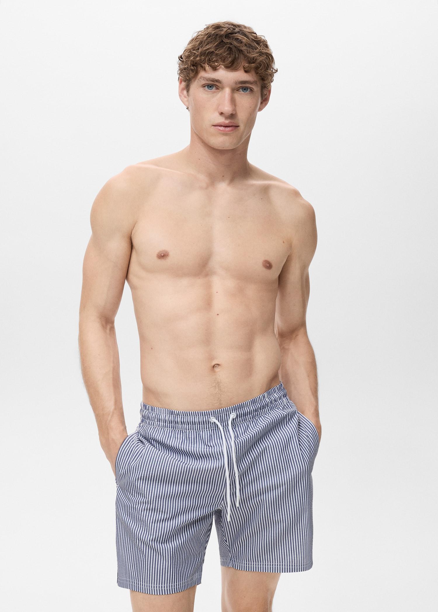 Seersucker swimming trunks - Men | MANGO USA Product Image