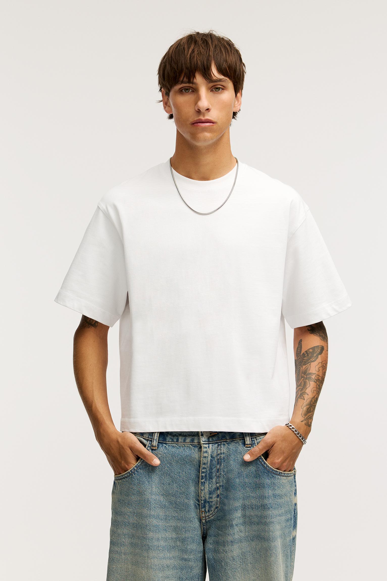 Cropped T-shirt Product Image