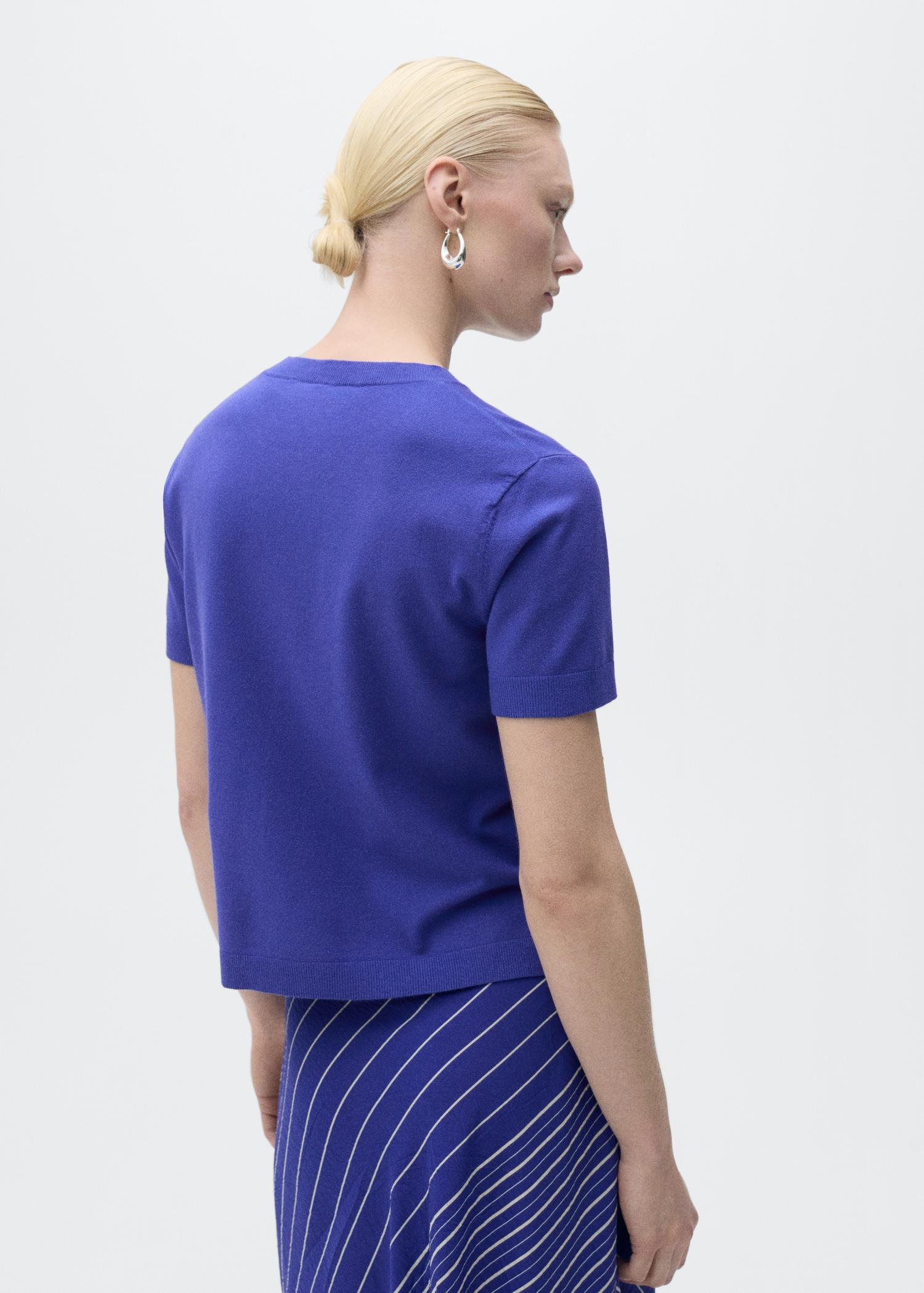 Short-sleeved fine-knit sweater - Women | MANGO USA Product Image