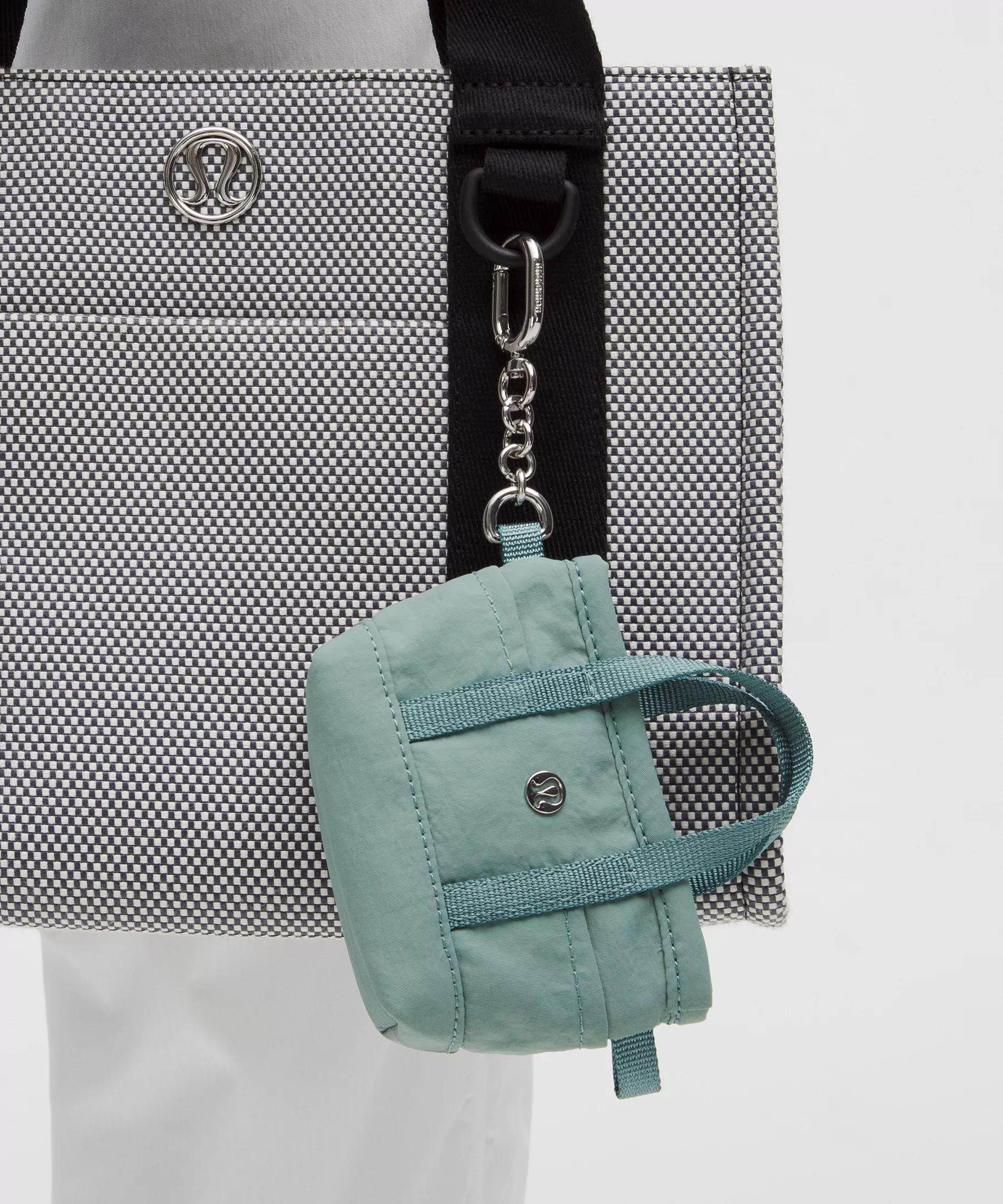 Daily Multi-Pocket Nano Tote Bag Product Image