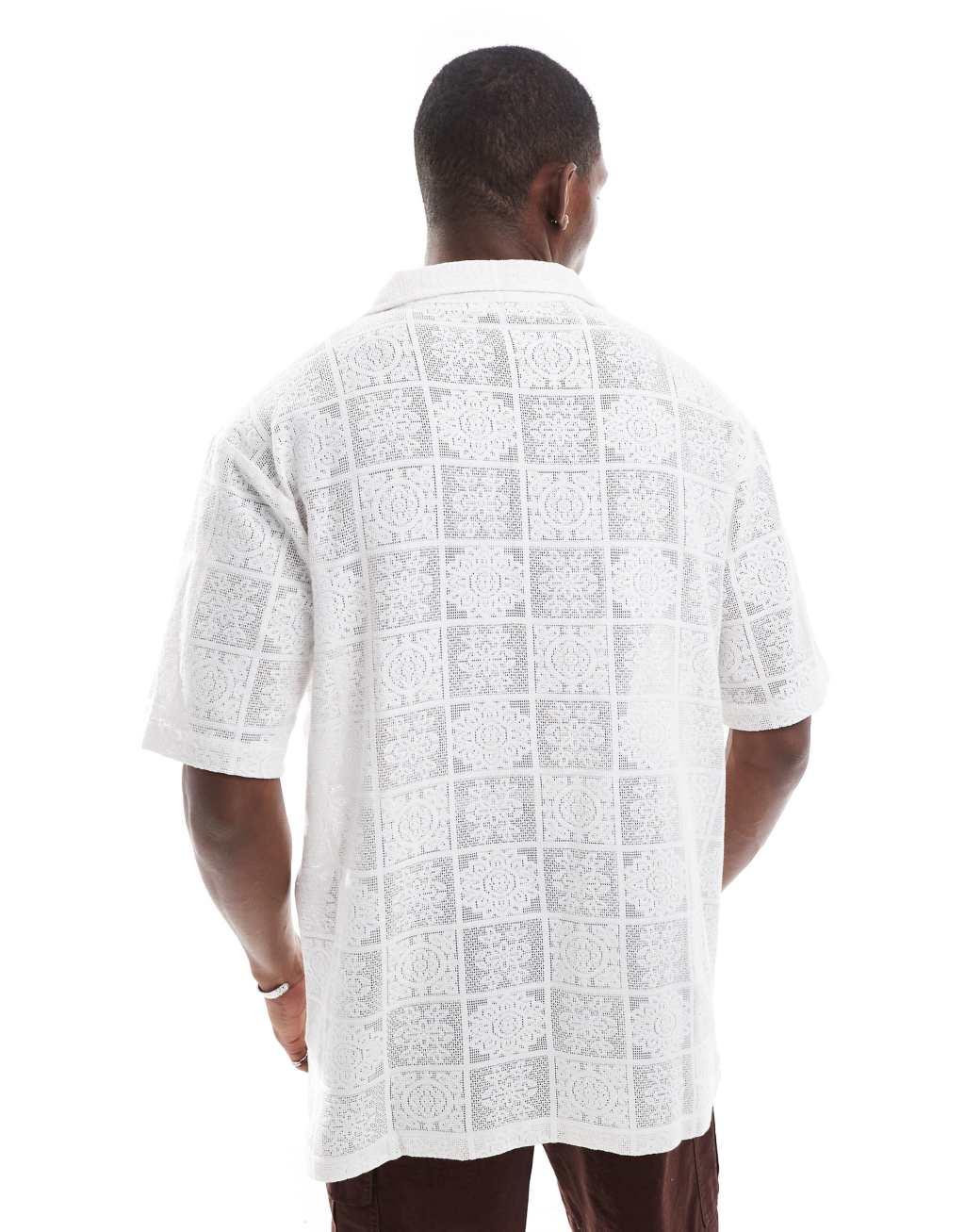 sol beach crochet short sleeve beach shirt in cream Product Image