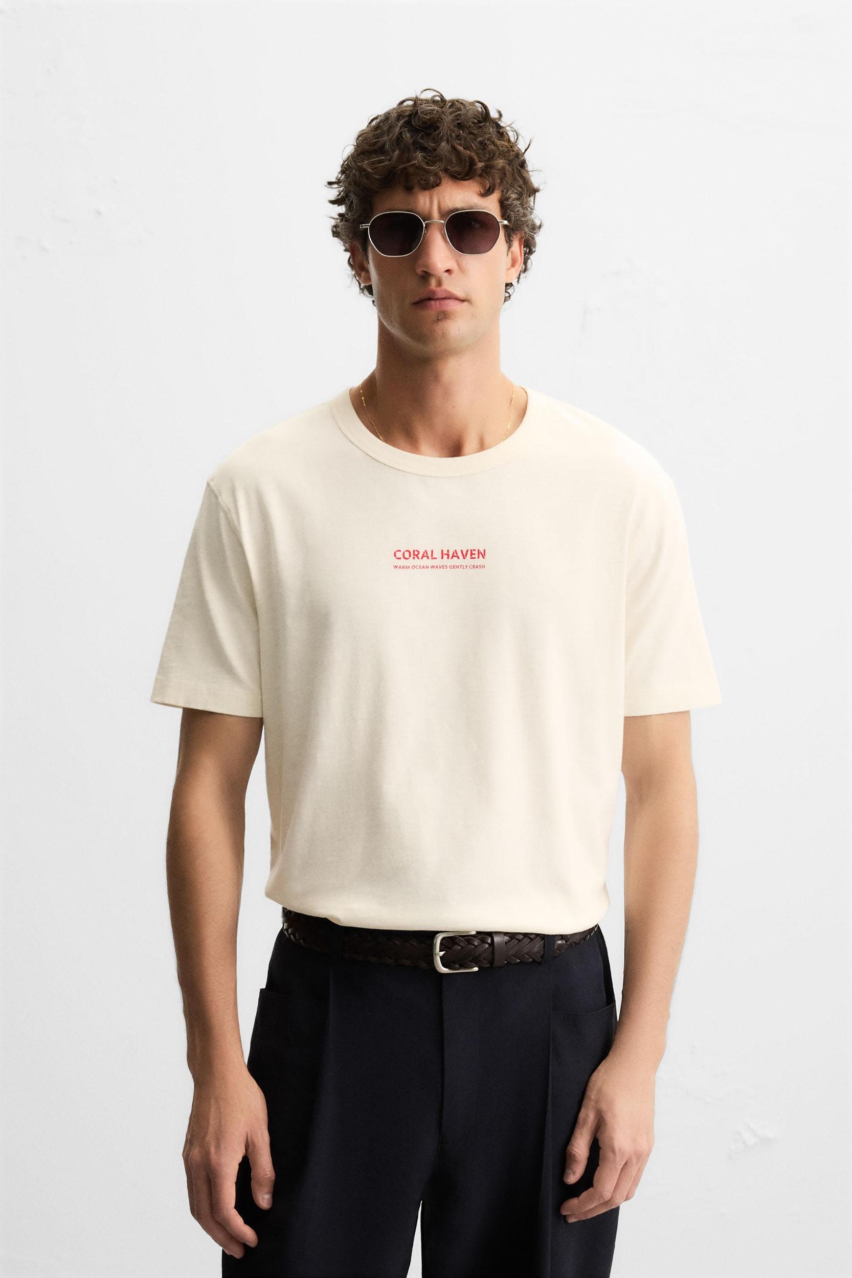 CONTRAST GRAPHIC T-SHIRT Product Image