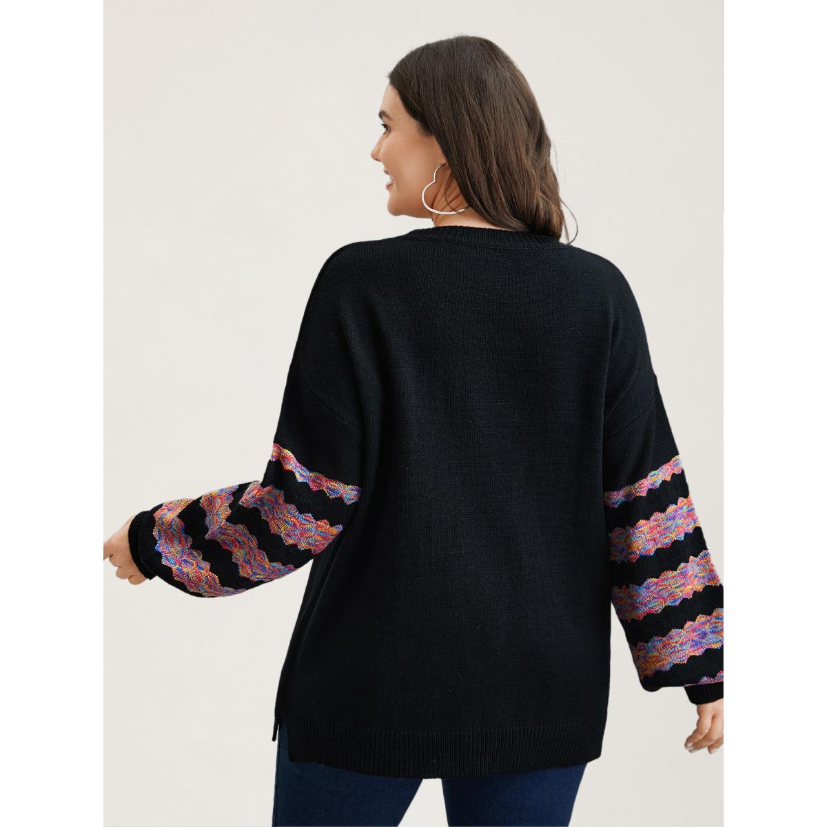 Plus Size Lips Motif Jacquard Color Contrast Pullover Black Women Casual Loose Long Sleeve Round Neck Everyday Pullovers BloomChic 26/4X Product Image