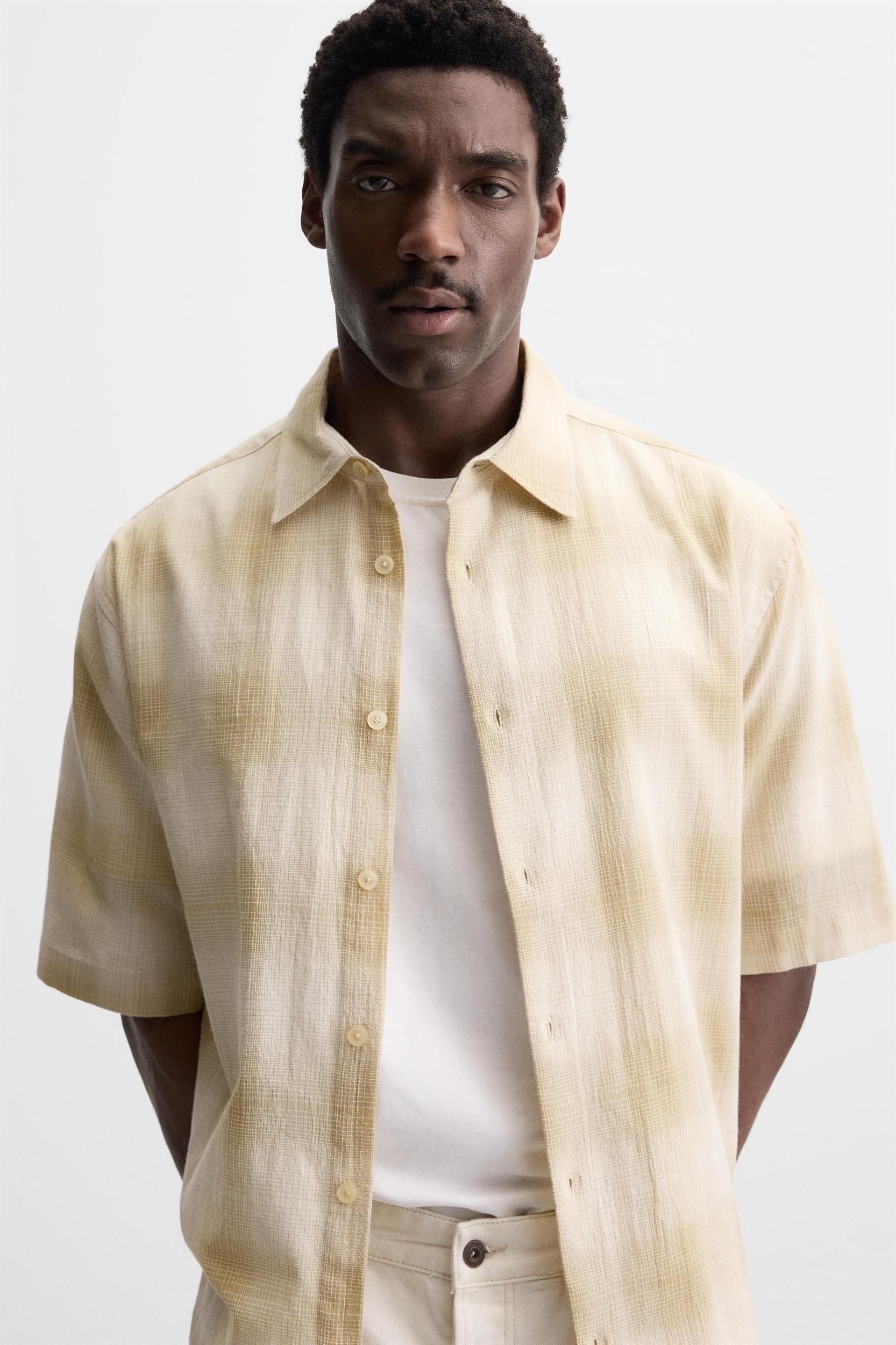 PLAID SHIRT Product Image