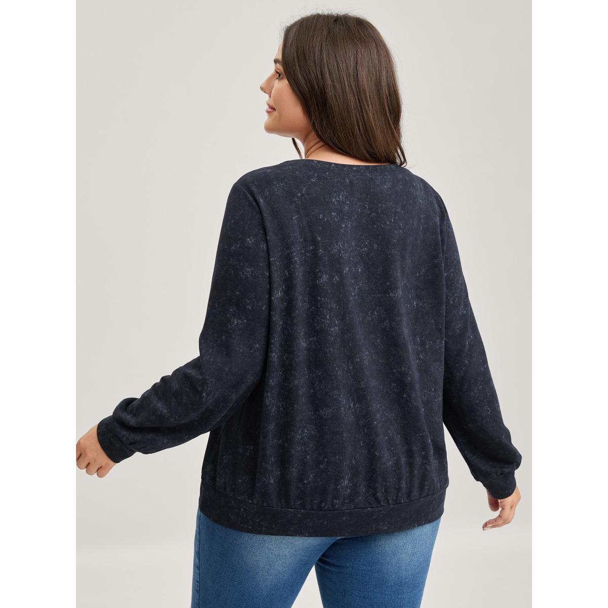 Plus Size Elephant Motif Crew Neck Sweatshirt Women Indigo Non Round Neck Casual Sweatshirts BloomChic 10/M Product Image