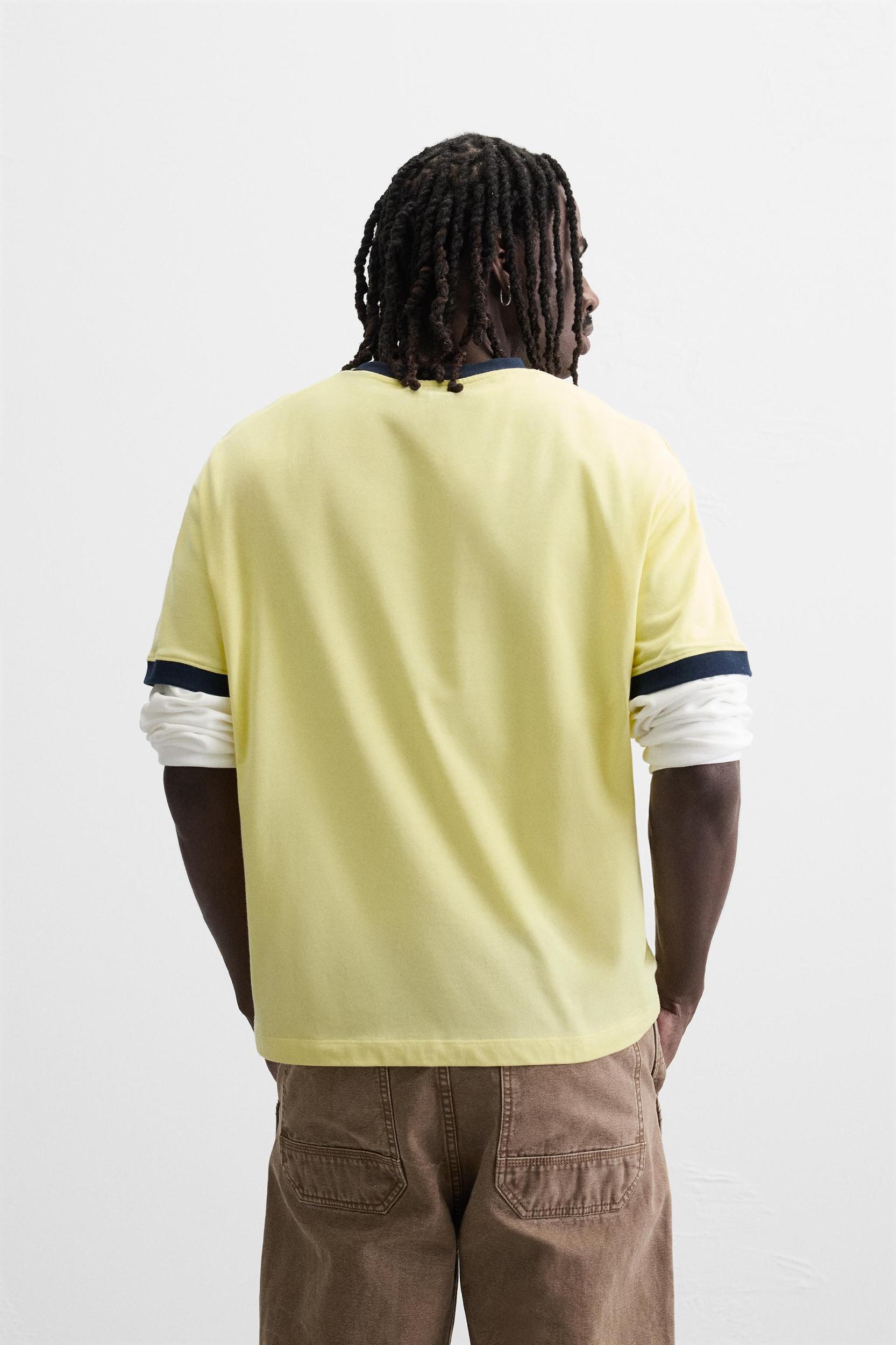 CONTRAST RIB TEXT T-SHIRT Product Image