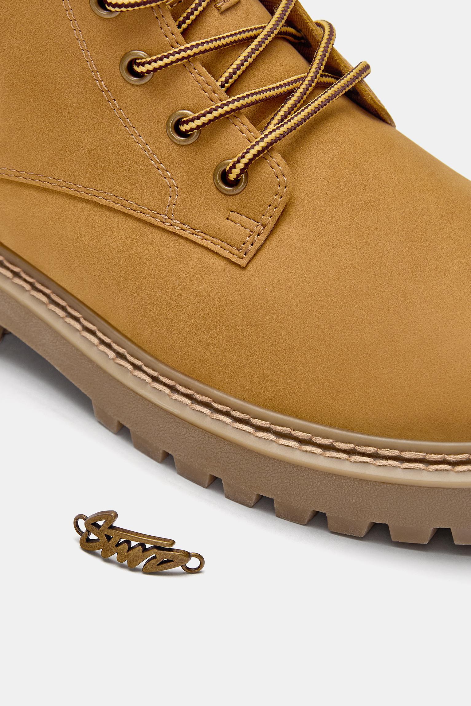 Lace-up STWD boots Product Image