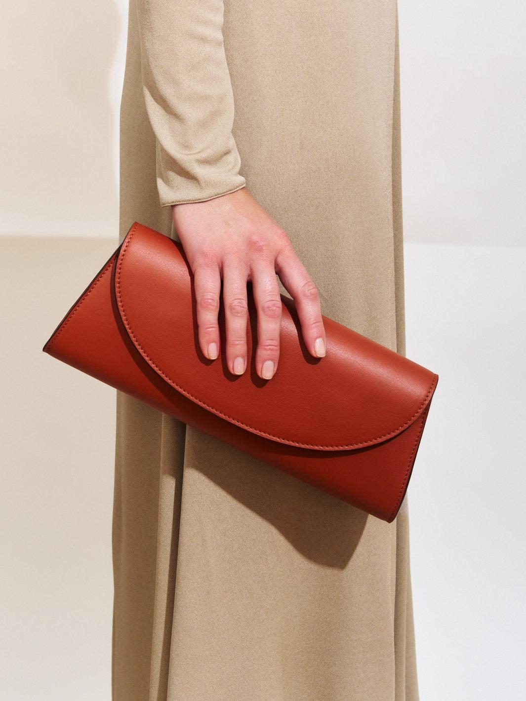 The Opera Clutch in Nappa Product Image