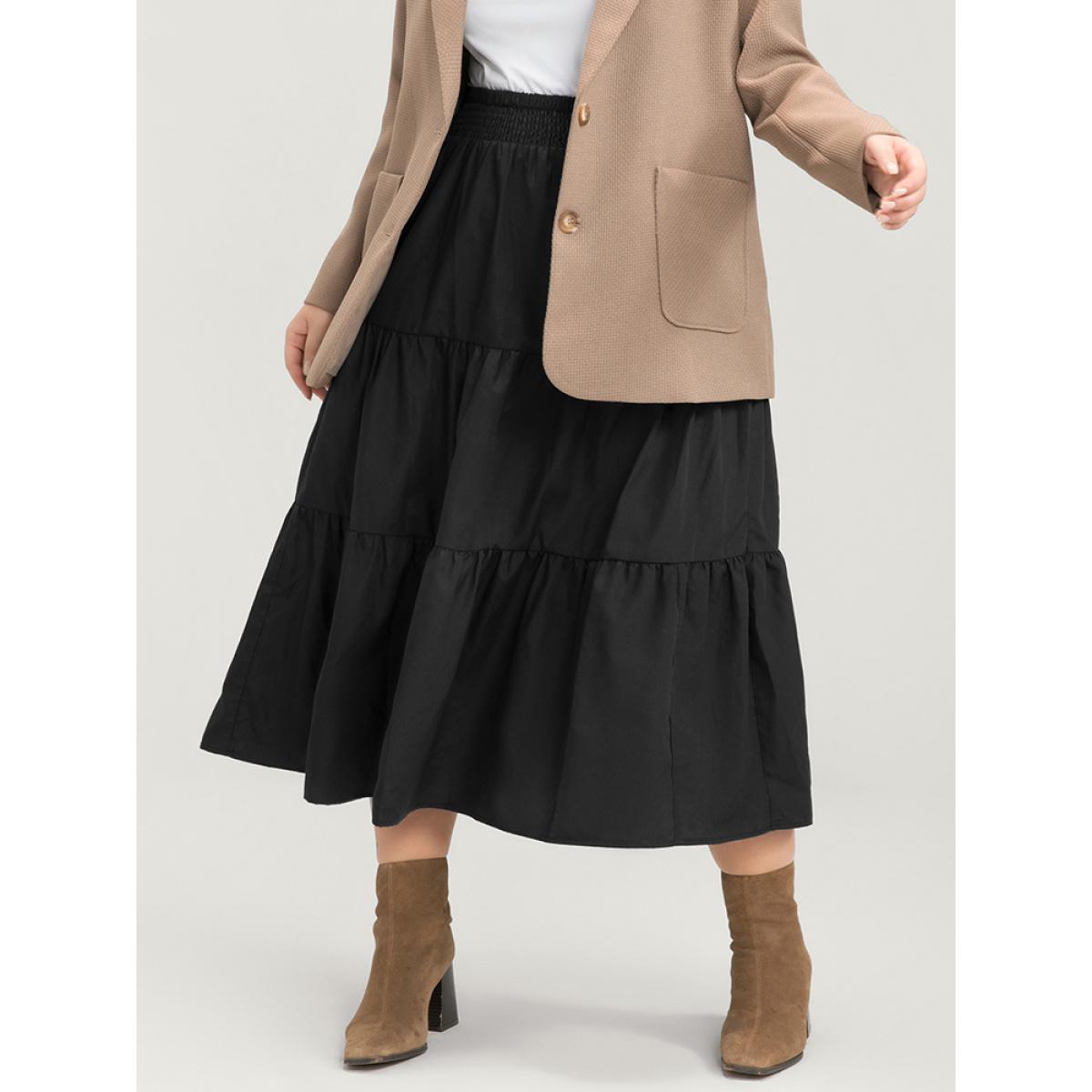 Plus Size Solid Shirred Waist Pocket Ruffle Hem Skirt Women Black Casual Shirred No stretch Pocket Dailywear Skirts BloomChic 12/L Product Image