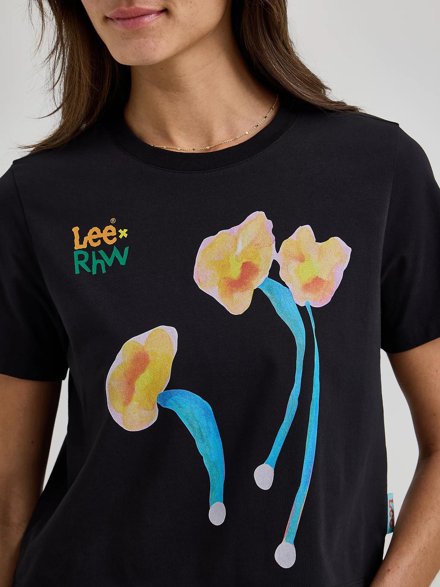 Women's Lee® x Ruohan Wang Crop Flower Tee | Women's Tops & Tees | Lee® Product Image