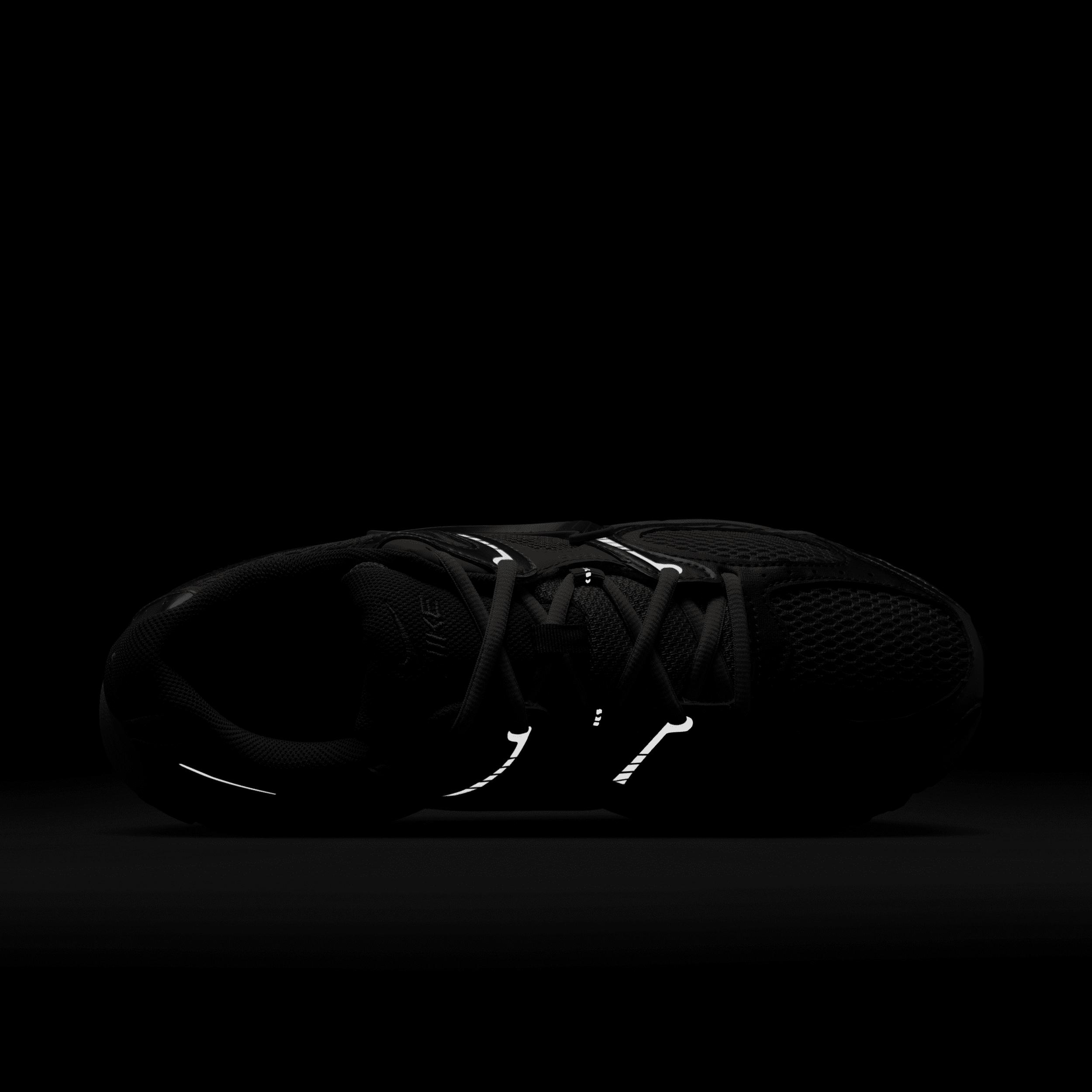 Nike Mens V5 RNR Shoes | HJ5228-003 Product Image