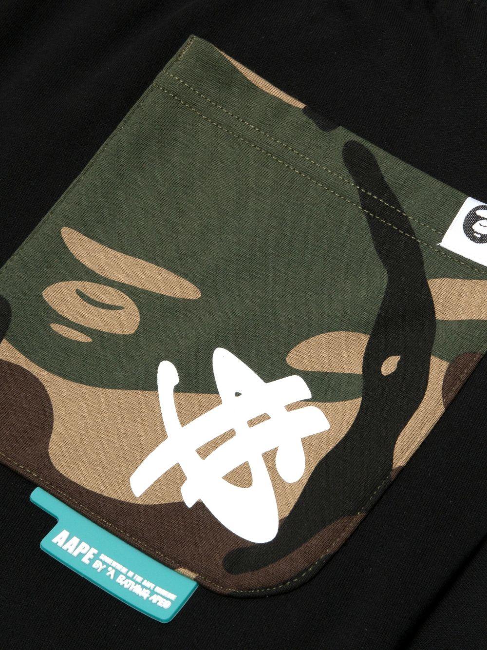 graphic-print shorts Product Image