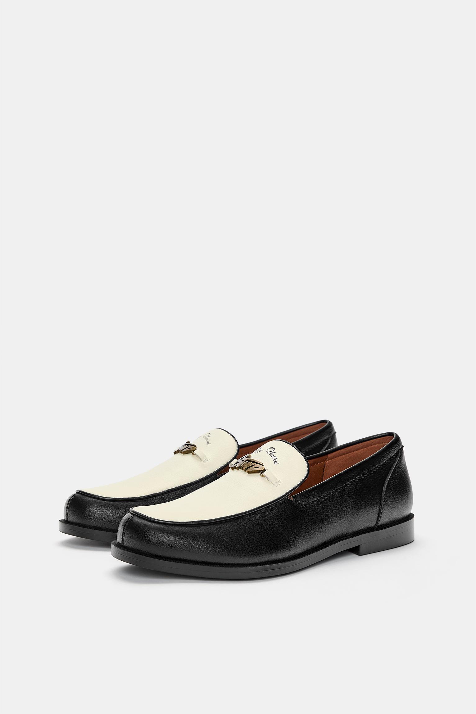 STWD Contrast Loafers Product Image