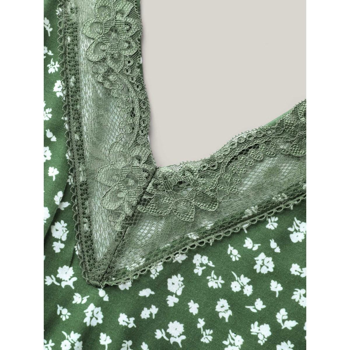 Plus Size Moss Floral Print Backless Ruffled Jumpsuit Women Cap Sleeve V-neck Vacation Loose Jumpsuits BloomChic 28/5X Product Image