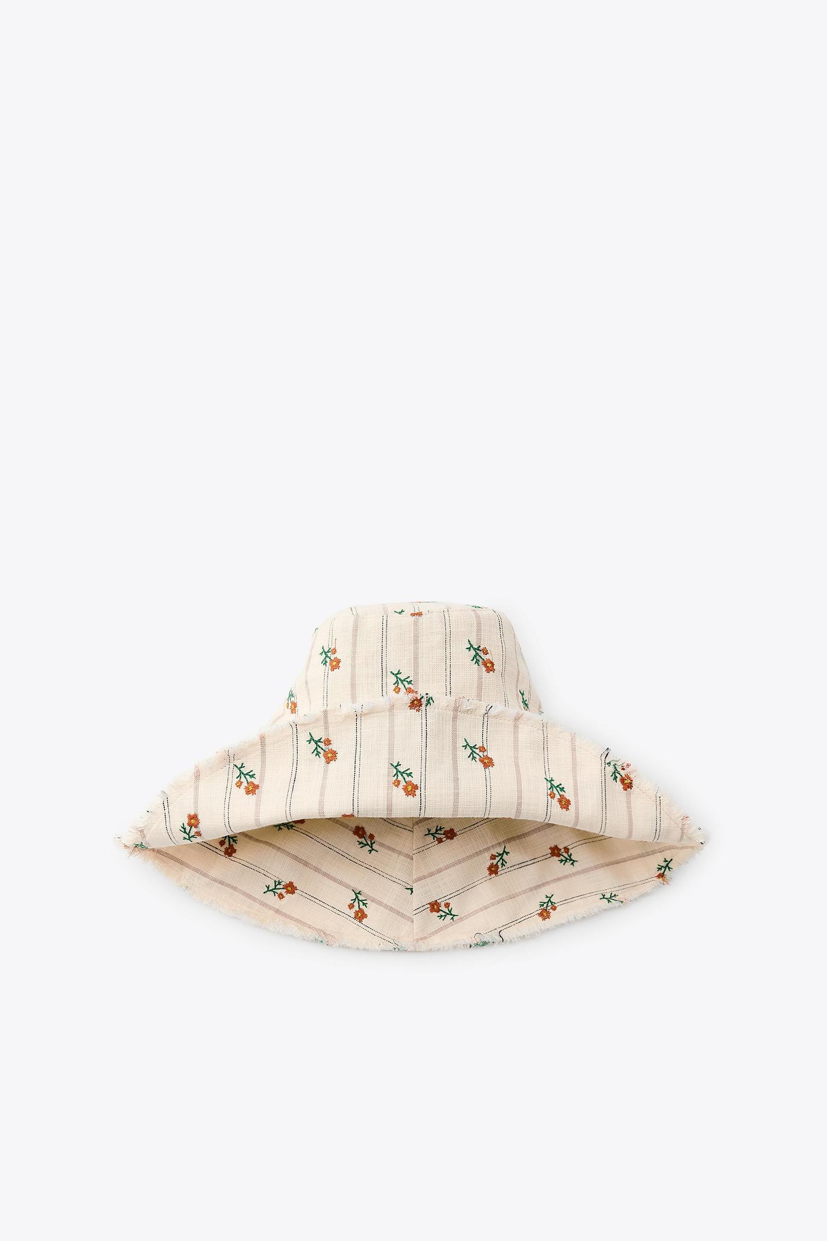 STRIPED FLORAL BUCKET HAT Product Image