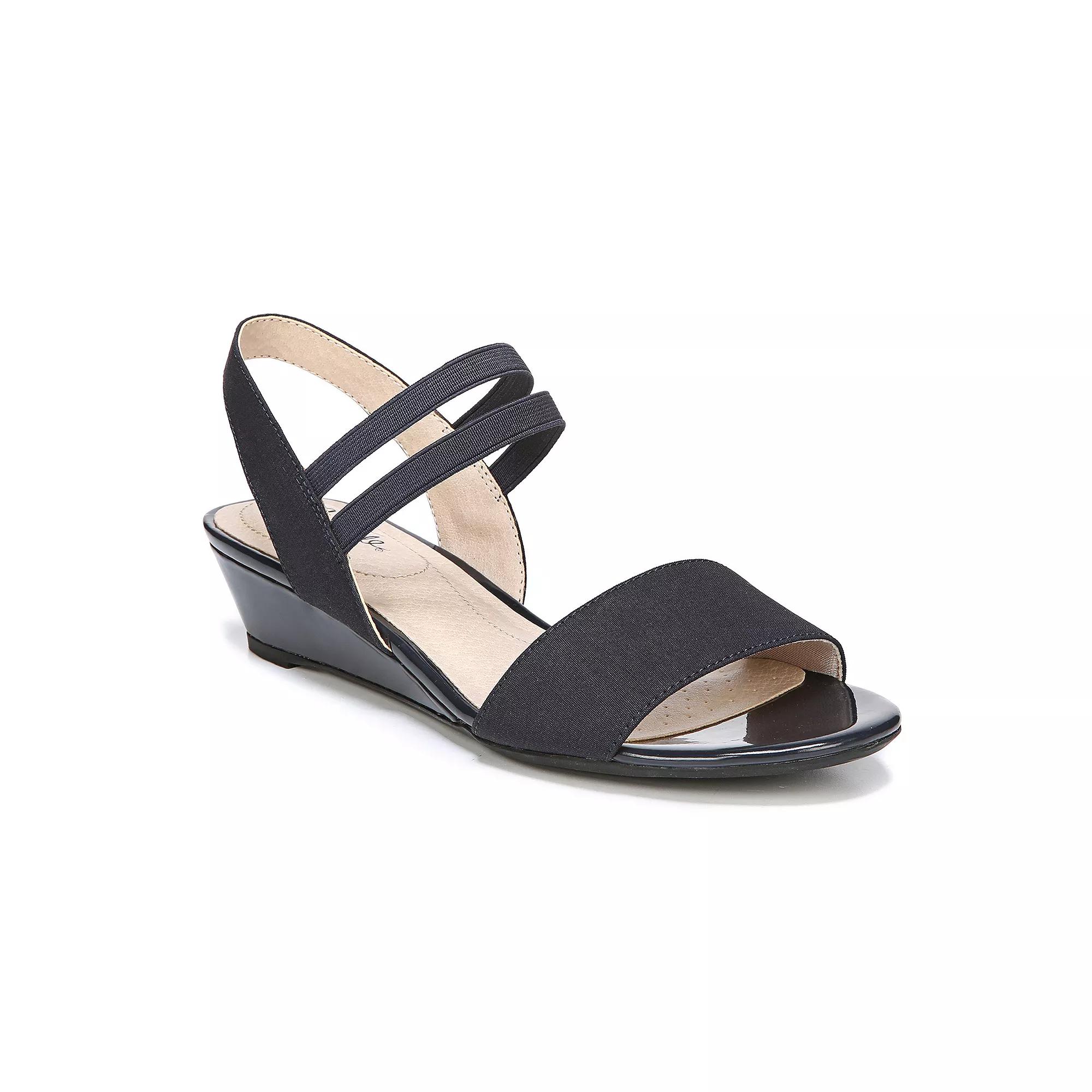 LifeStride Yolo Women's Wedge Sandals,  Product Image