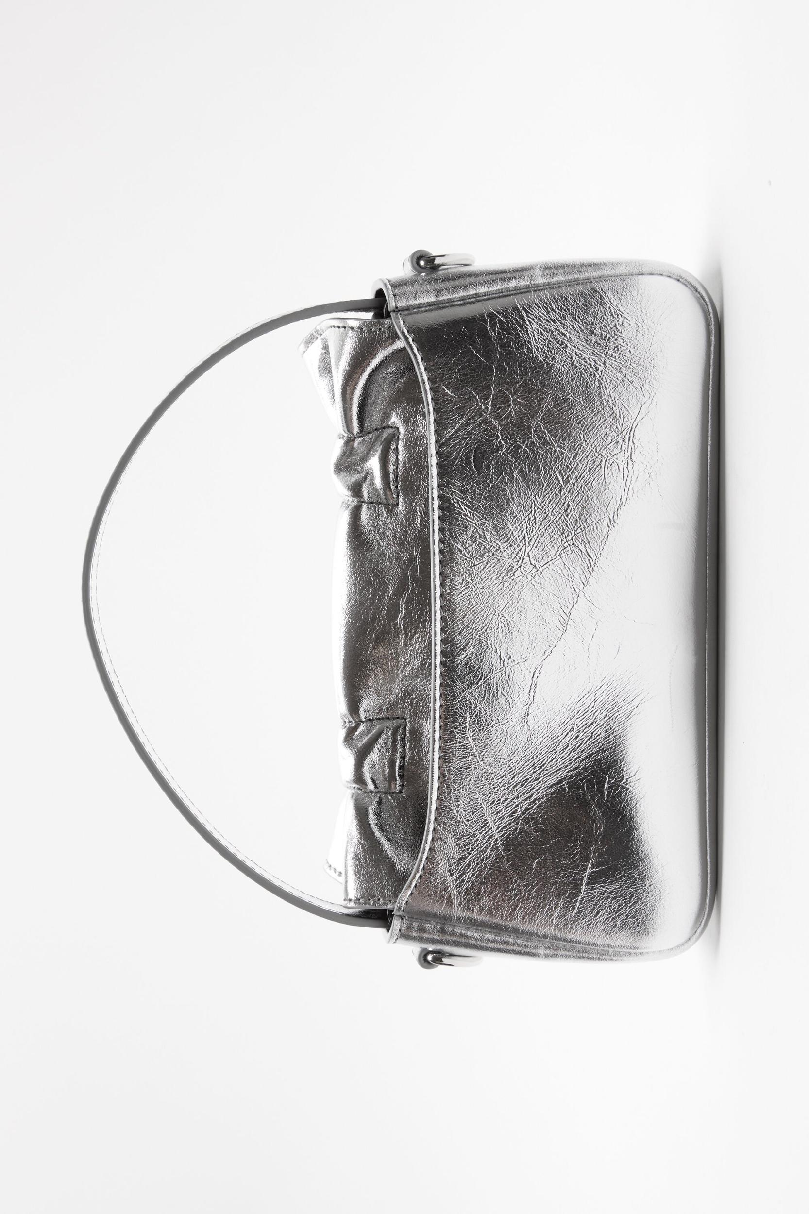 Multipocket micro metallic bag Product Image