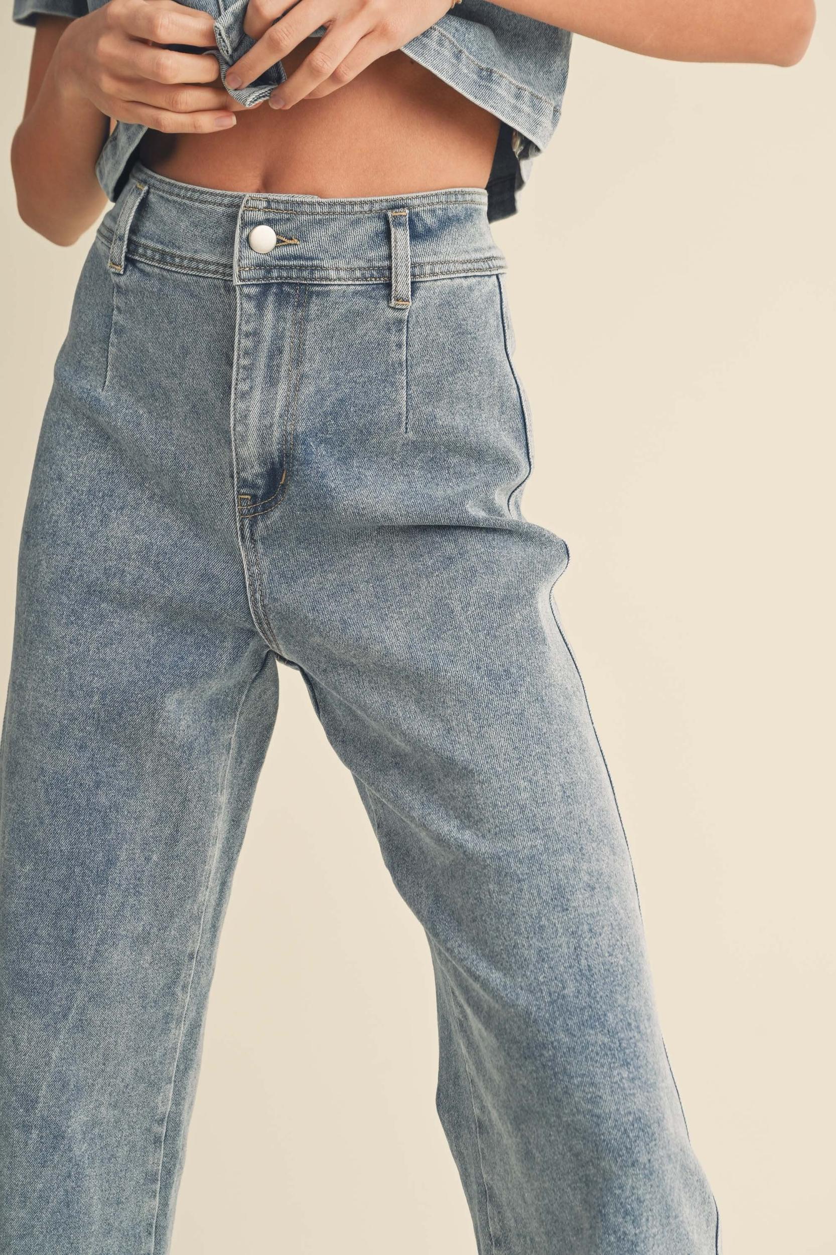 Washed Denim Crop Pants Product Image