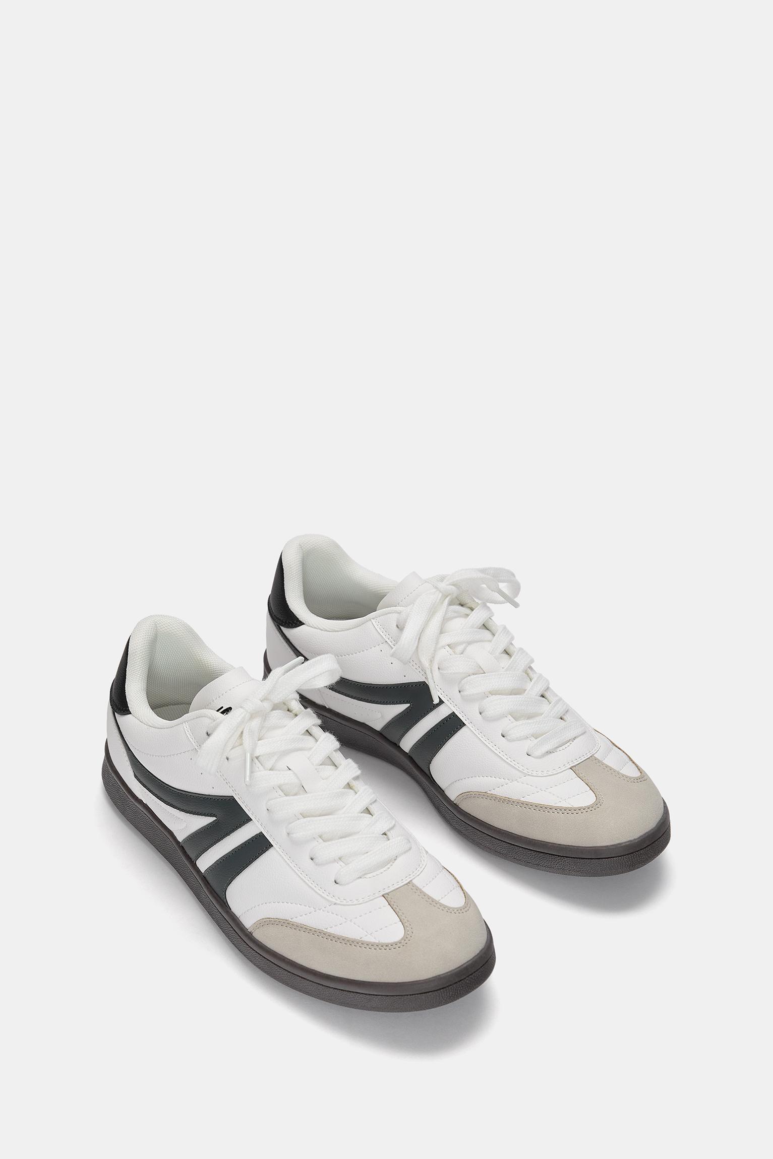 Retro sneakers Product Image