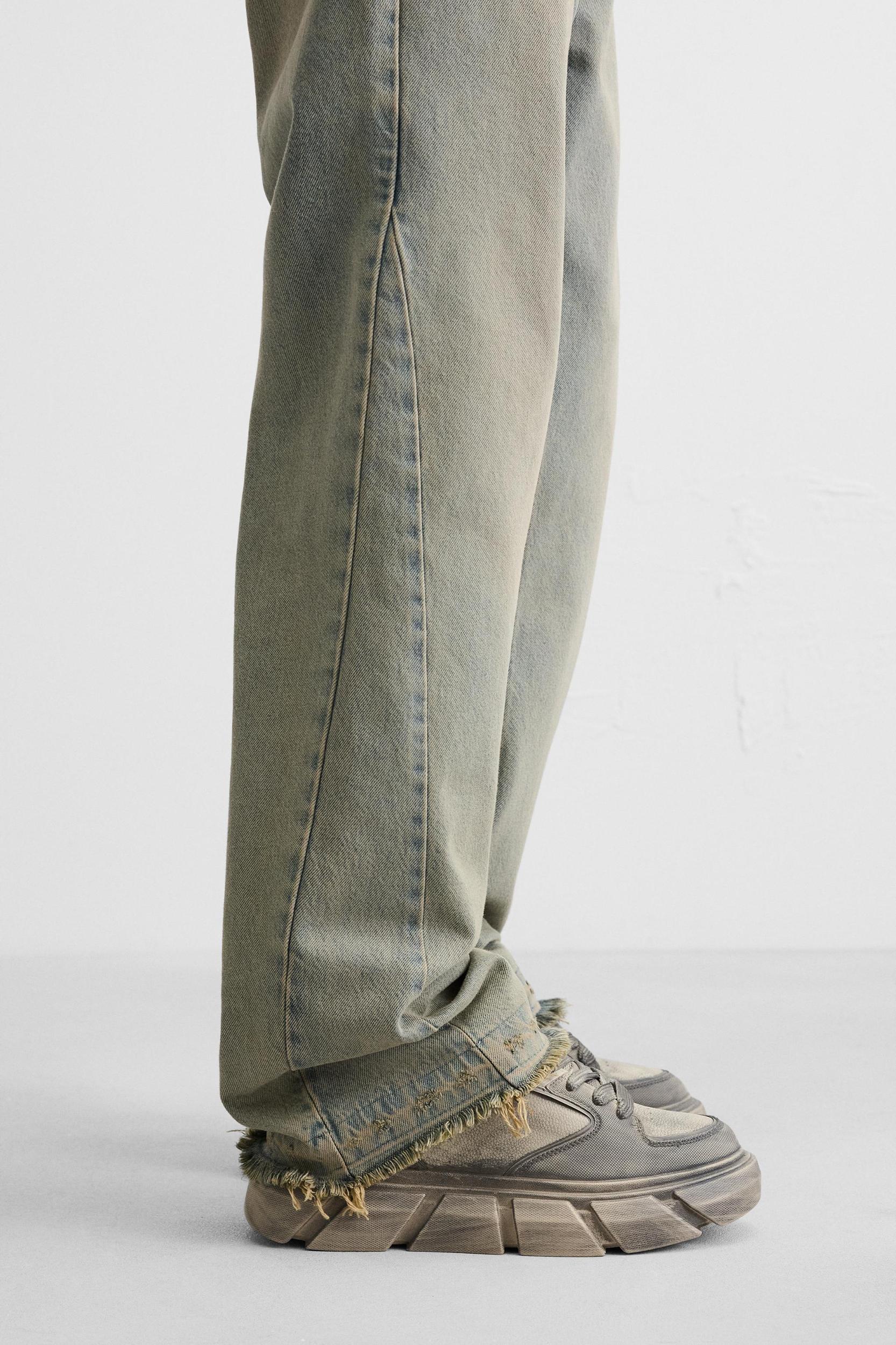 CHUNKY SOLE SNEAKERS Product Image