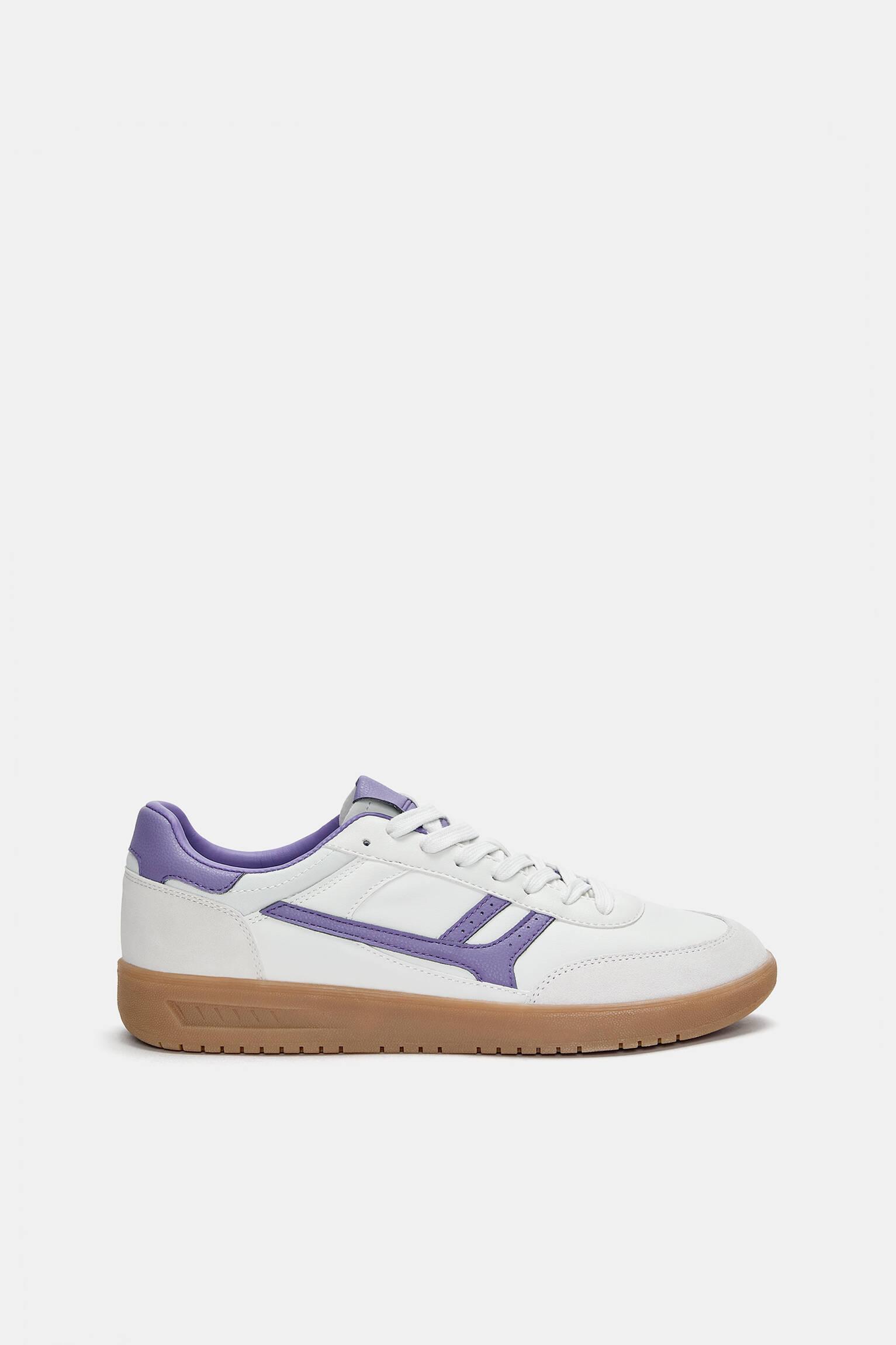 Retro sneakers Product Image