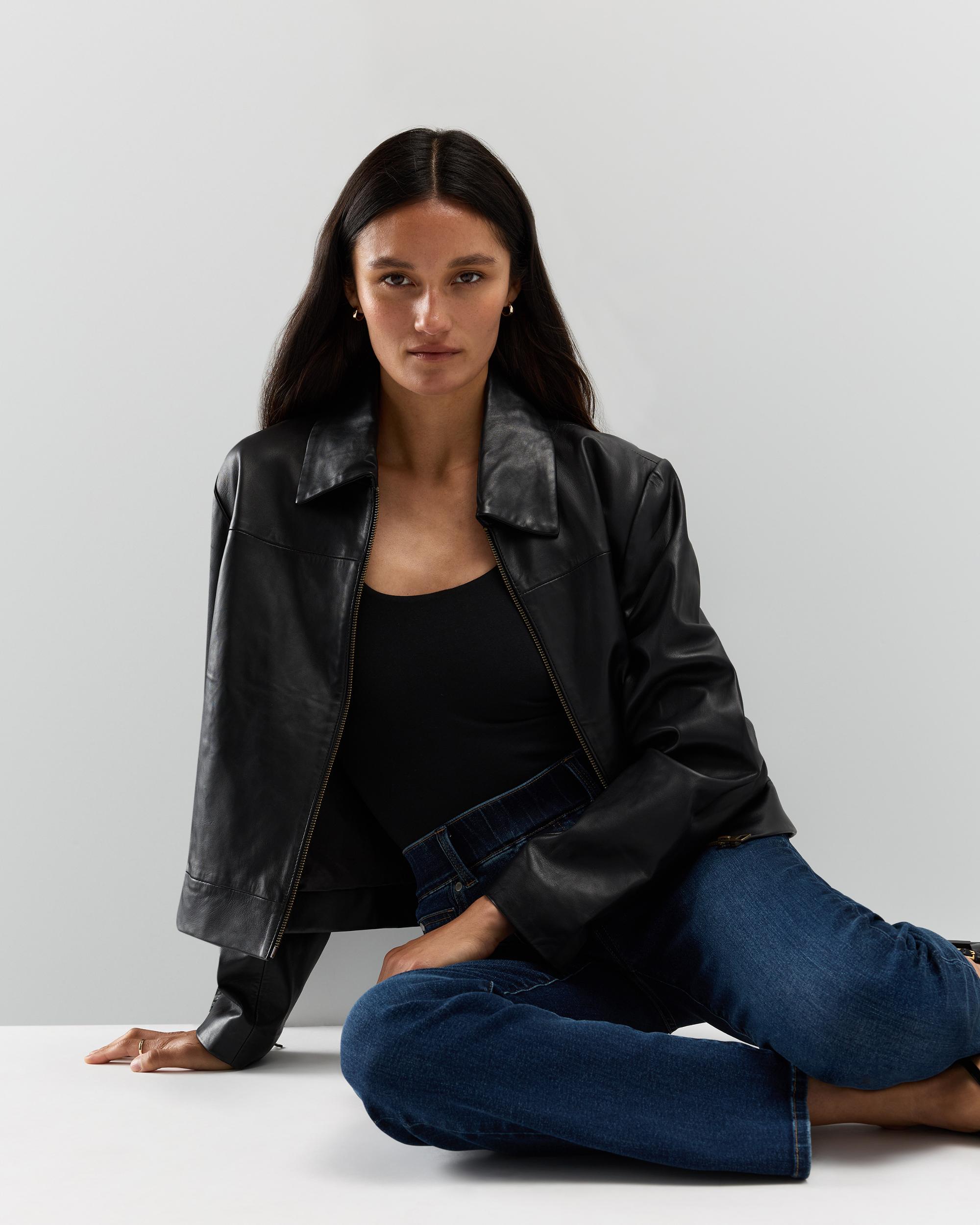 Quince | Women's Nina Stretch Pull-On Kick Flare Jeans Size XS, Cotton Product Image