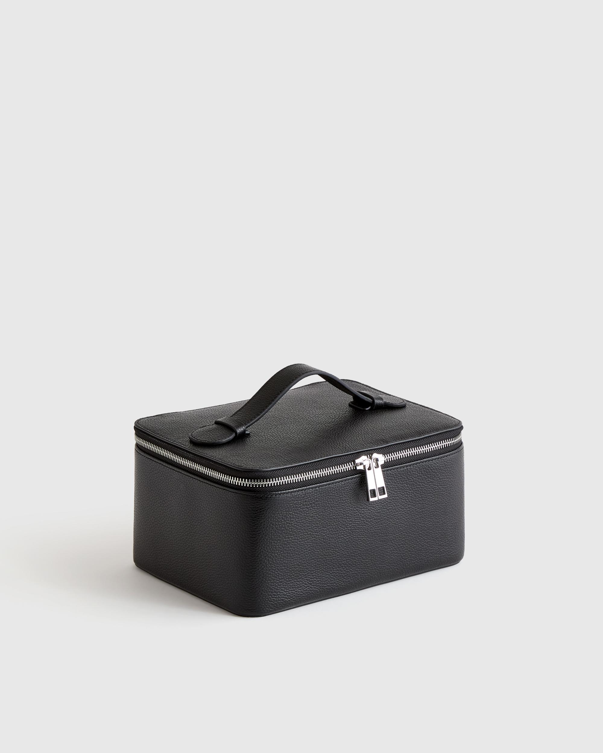 Quince | Women's Italian Leather Travel Cosmetic Case Product Image