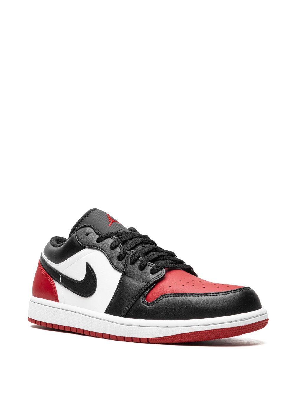 Air Jordan 1 Low "Bred Toe" sneakers Product Image