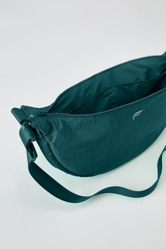 The Large Sling Bag Crinkle Product Image
