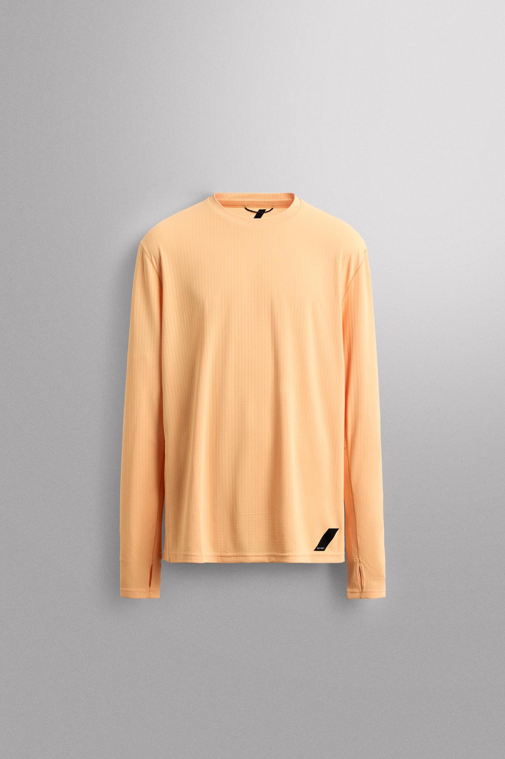 LONG SLEEVE RUNNING T-SHIRT Product Image