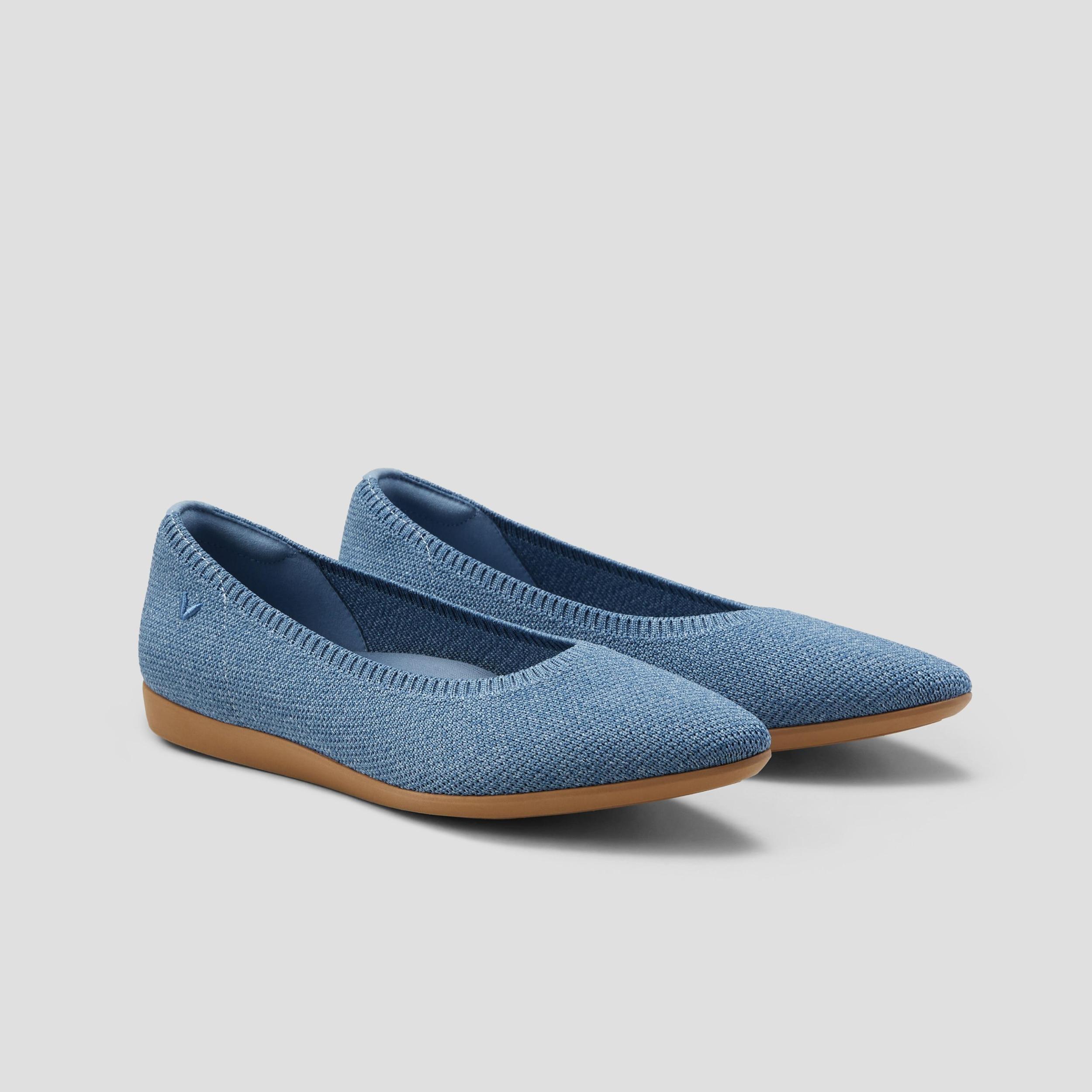 Lightweight Pointed-Ballet Flats (Aria Walker) Product Image