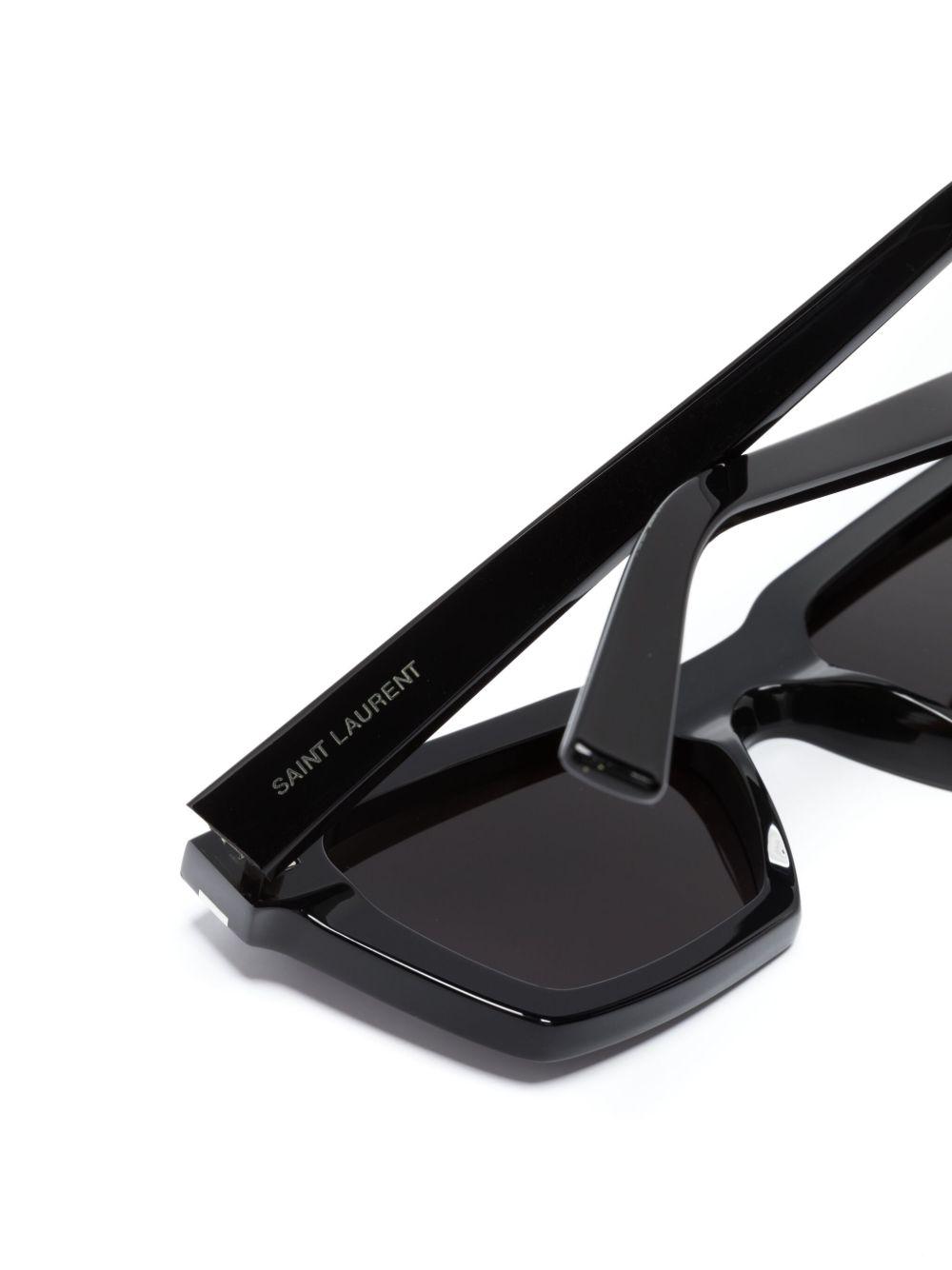 logo-engraved cat-eye sunglasses Product Image